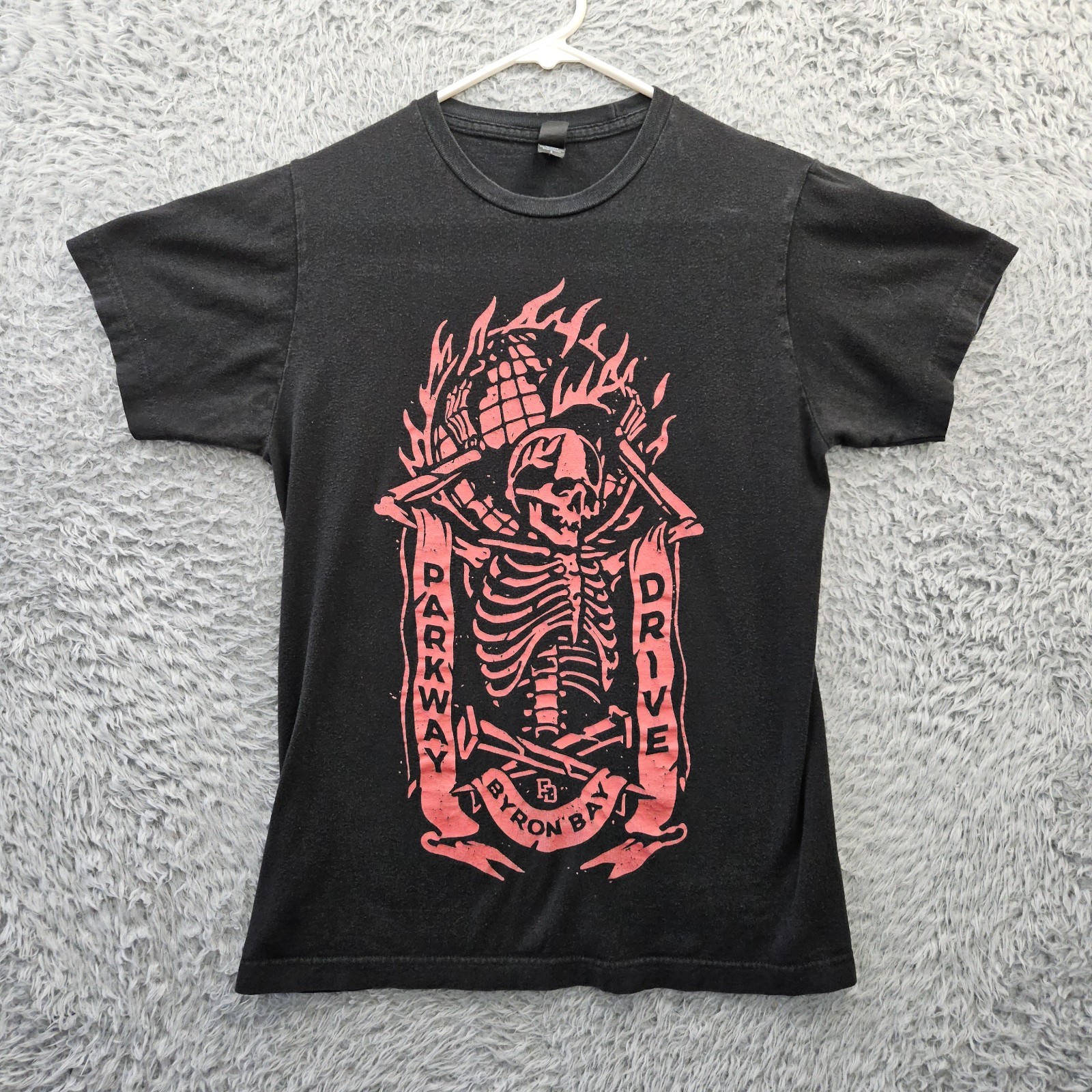 Vintage Parkway Drive T Shirt Small 2004 Tultex Byron Bay Silk Screened Print gallery