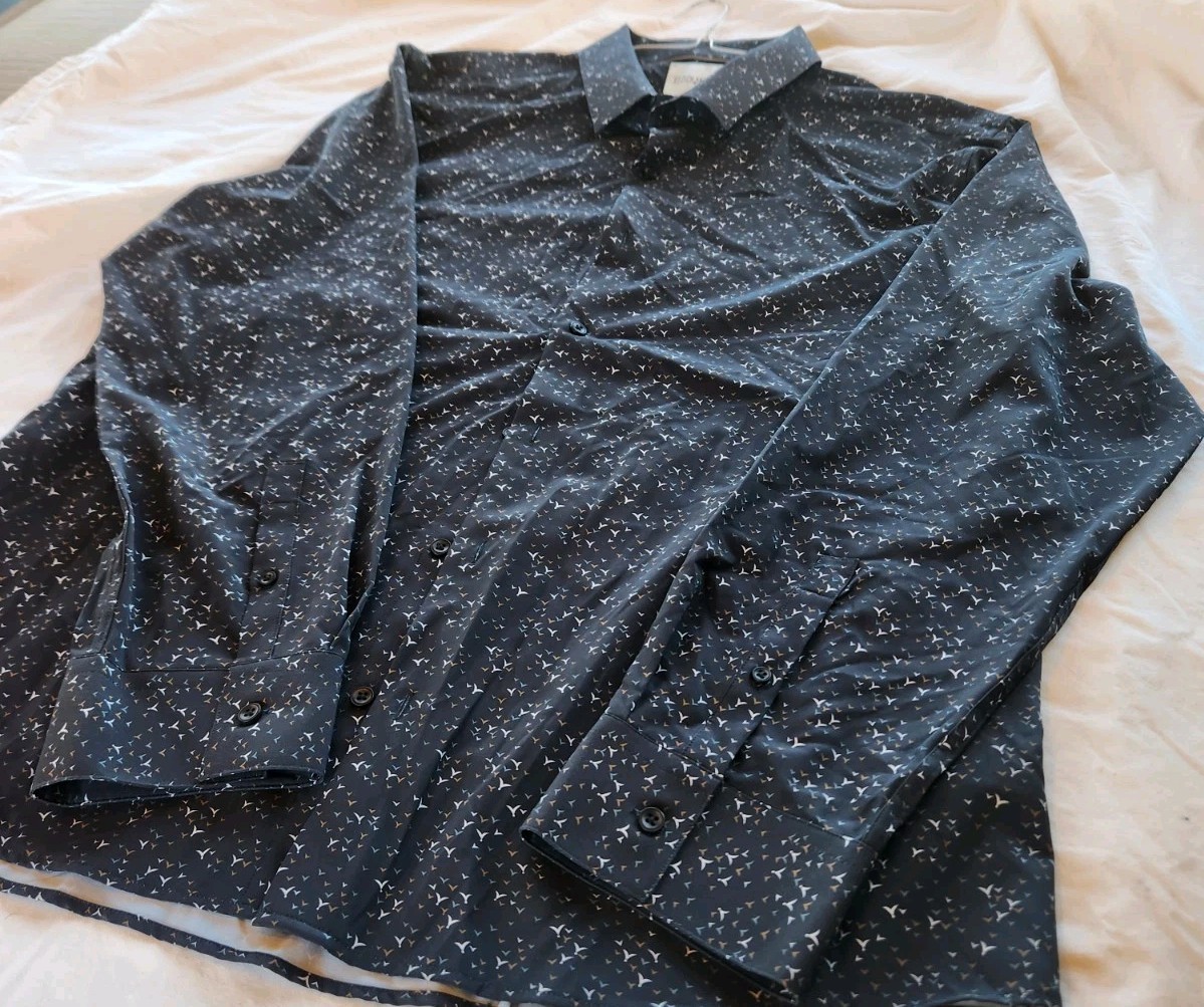 Stitch Note Shirt. XXL New W Tags. Machine Wash Cold. Light Fabric gallery