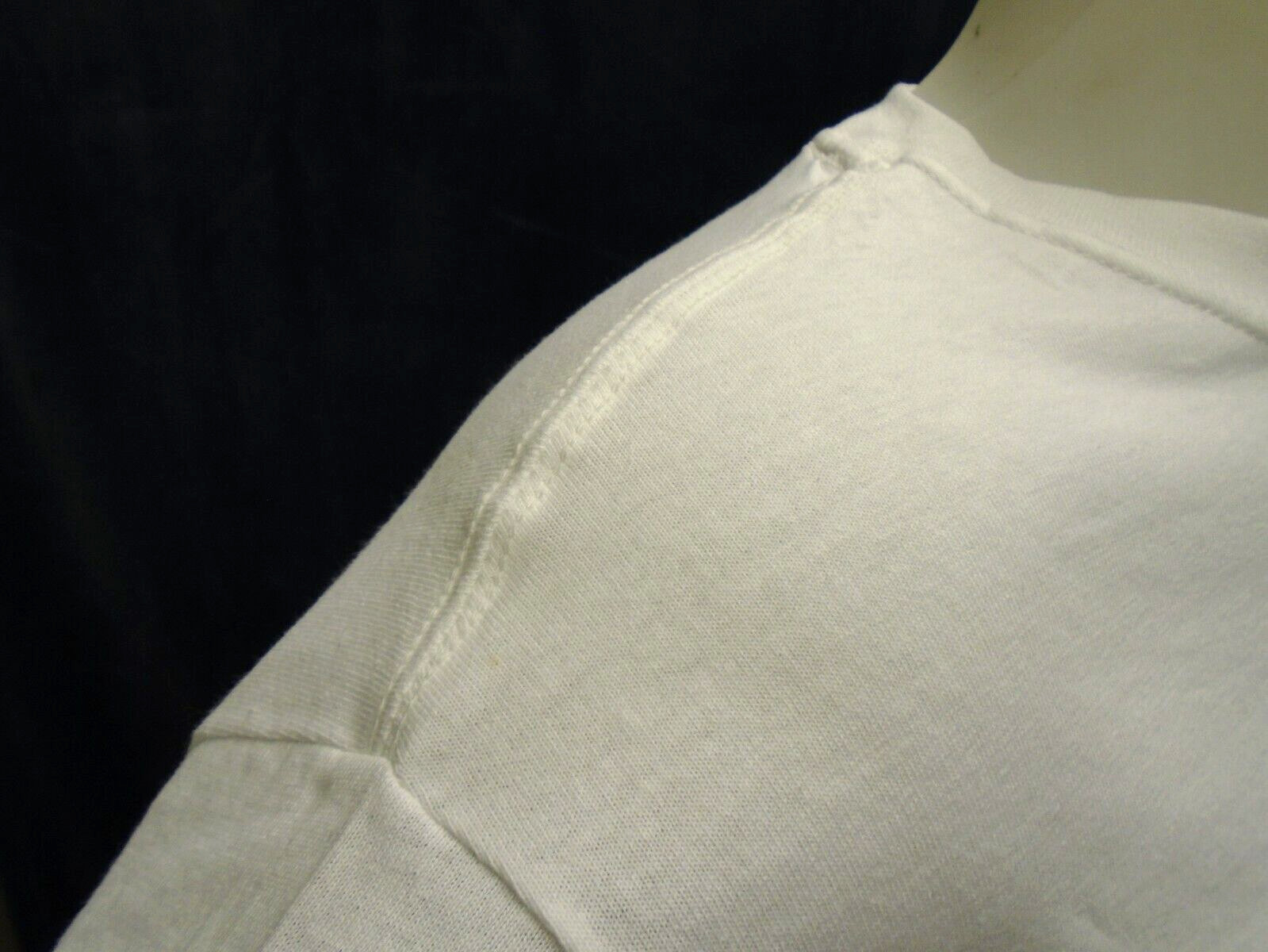 3 T-Shirts Gildan Men's 5.3 Oz White 100% Preshrunk Heavy Cotton G5000 M/L/Or XL gallery