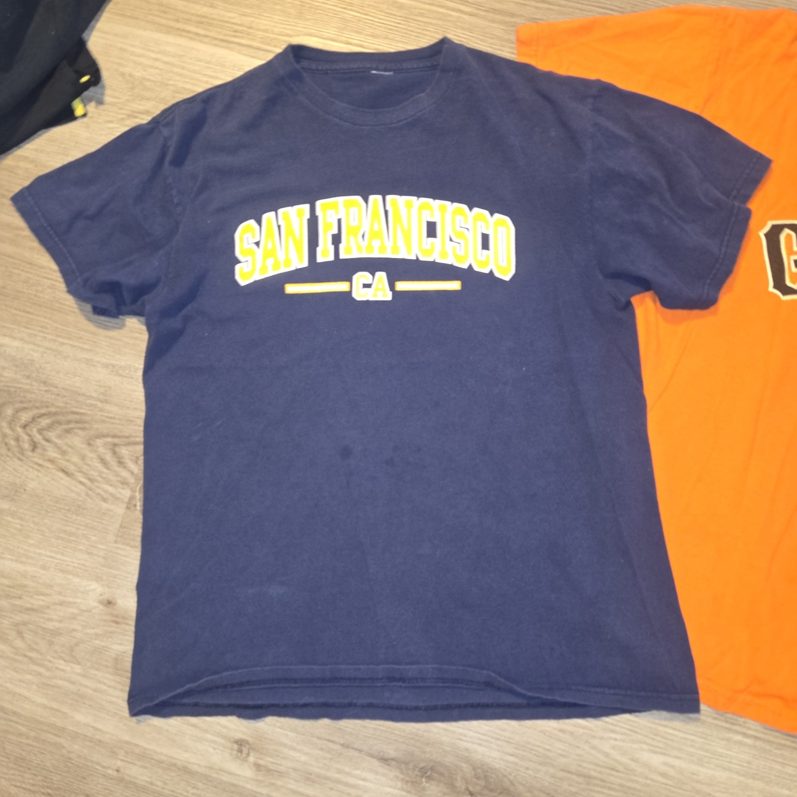 San Francisco Giants T Shirts Well Worn No Size Tag See Measurements gallery