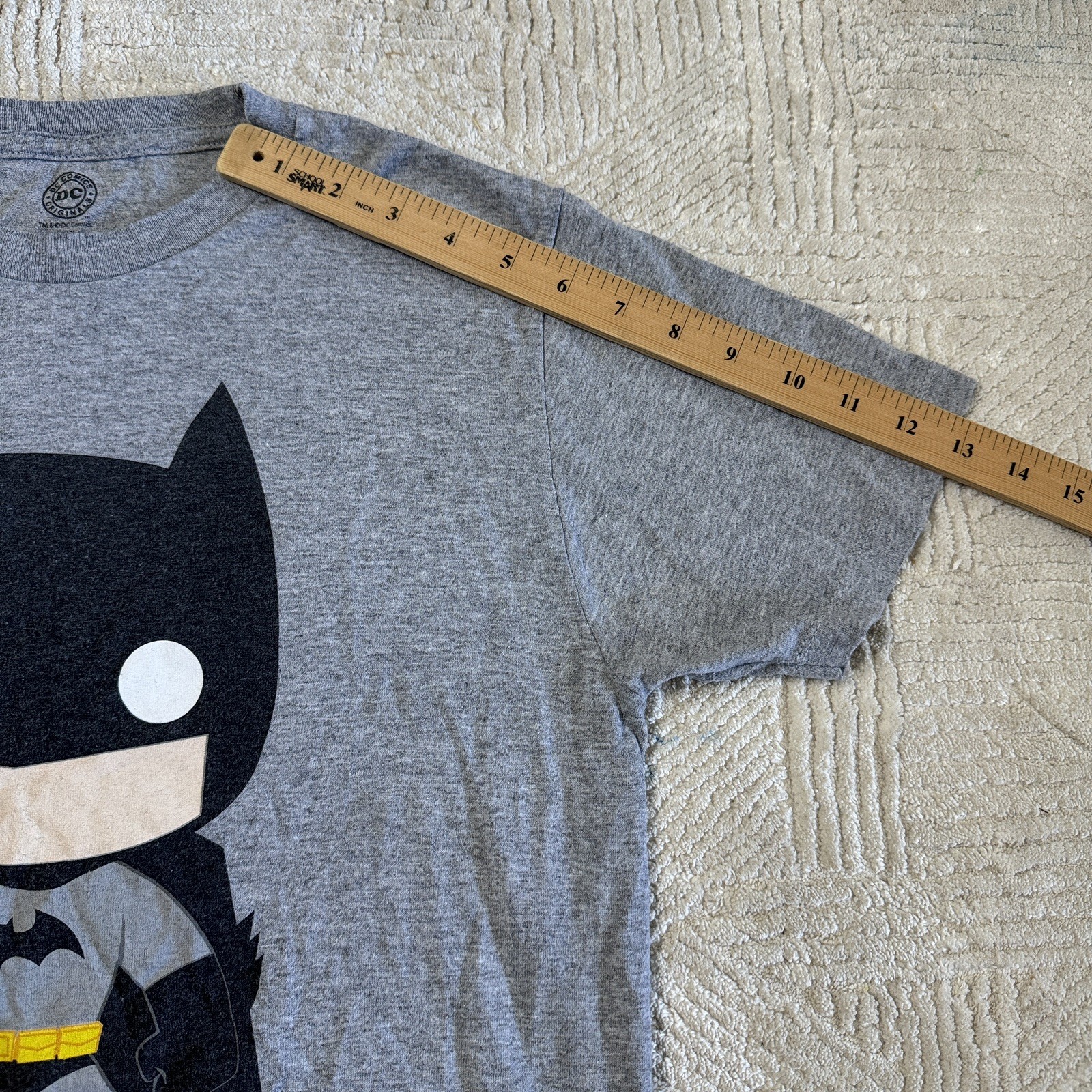 DC Comics Originals T-Shirt Mens Medium Gray Batman Funko Pop Graphic Tee Top gallery