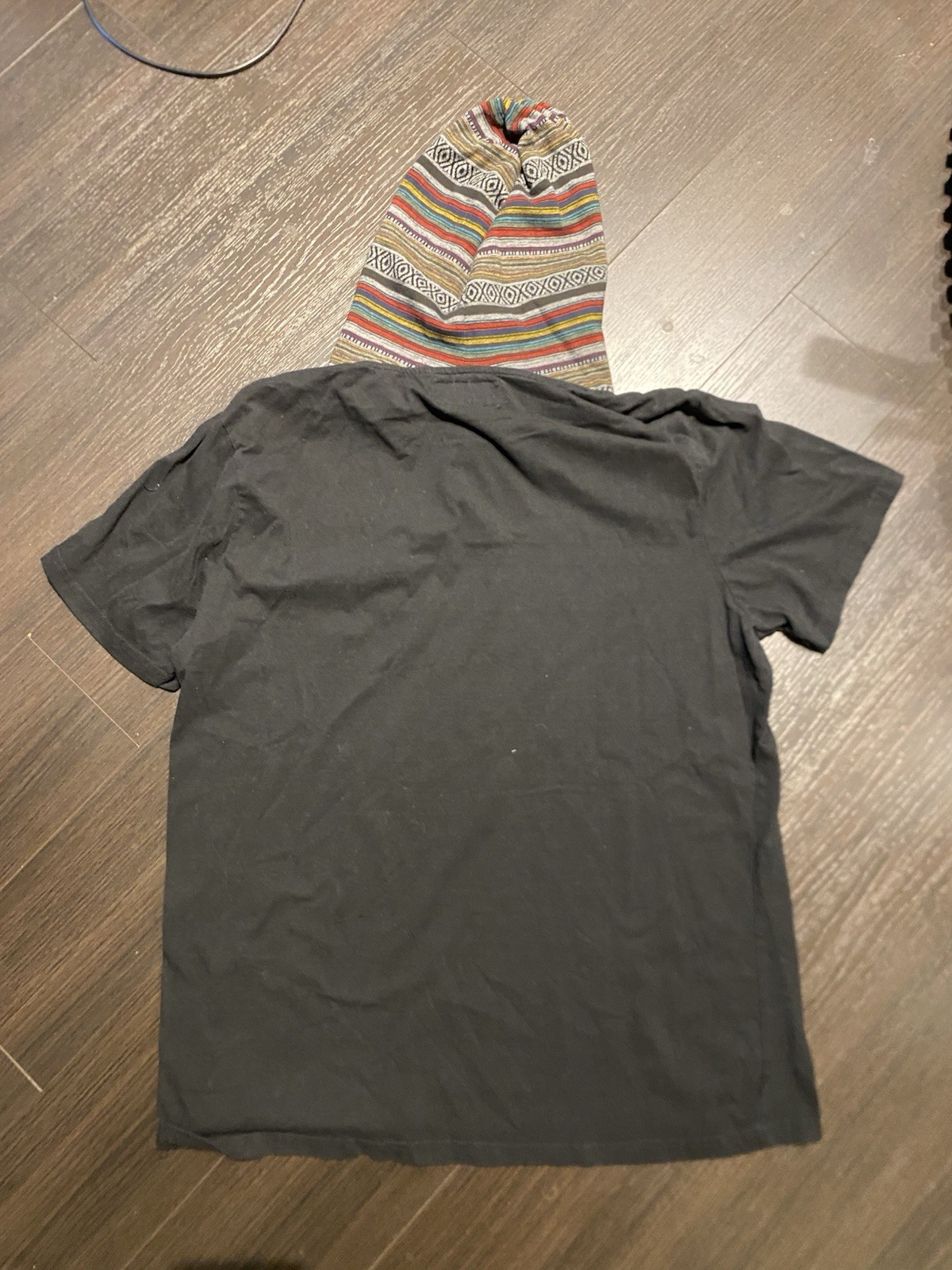 Beautiful Giant Men's XL Black T-Shirt w/ Vibrant Colorful Striped Hood Design gallery