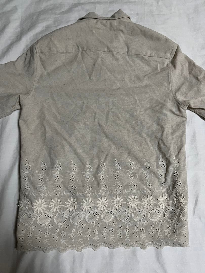 CMMN SWDN Floral Cut Out Shirt Size M Medium Short Sleeve Button Up Casual Tops gallery