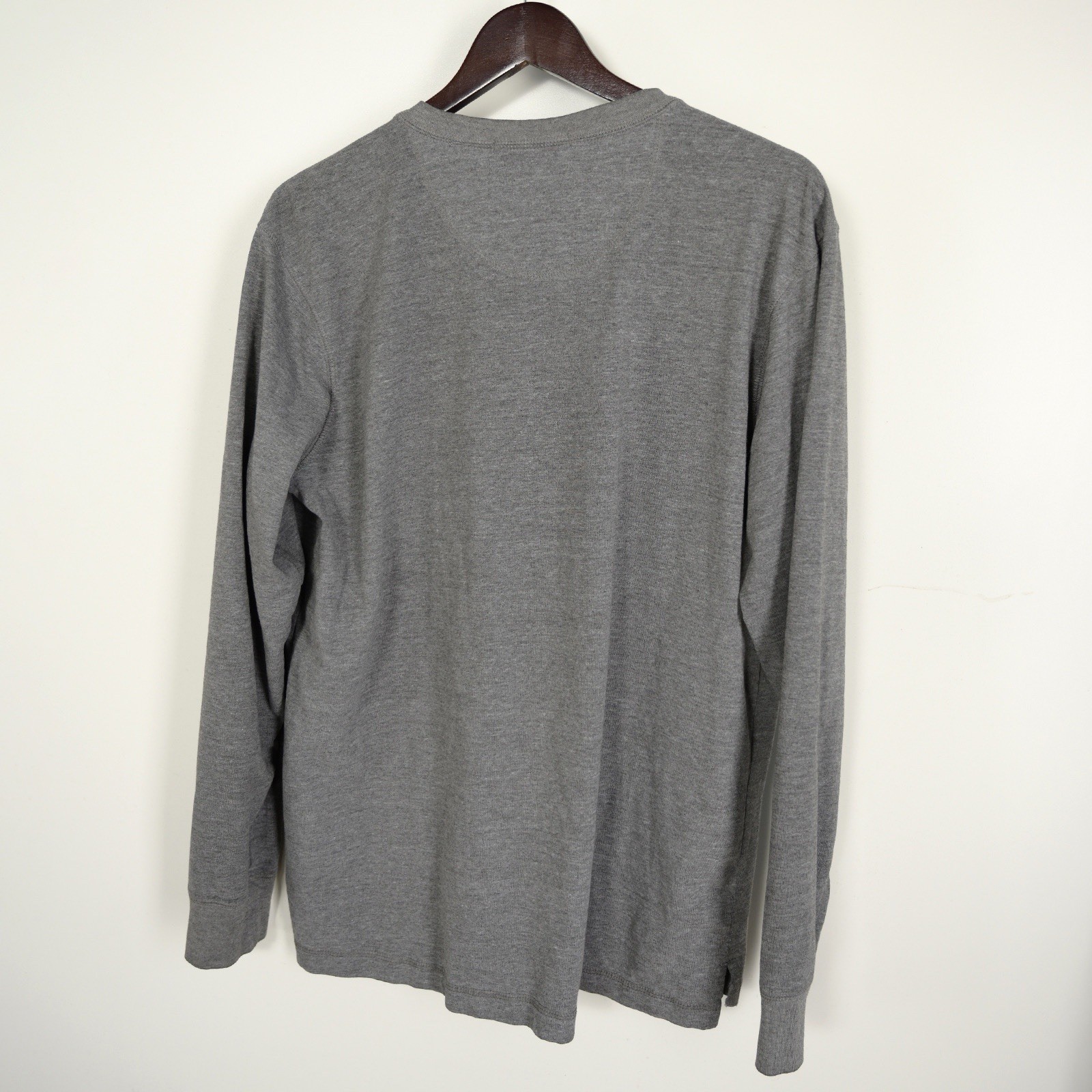 Men’s XL Gray Knit 3-Button Long Sleeve Casual Pullover Henley Shirt gallery
