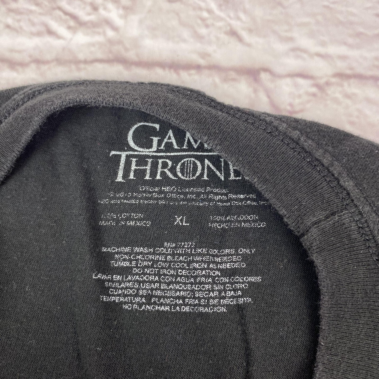 Game of Thrones Shirt Mens XL Black I Drink And I Know Things Graphic Tee Quote gallery