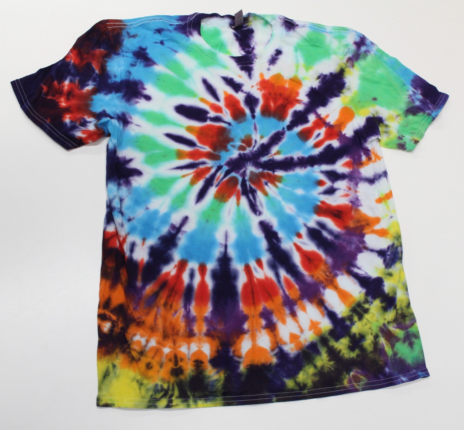 Tie Dye T-Shirt Adult L Purple Spin Parade Gildan Softstyle Cotton Short Sleeve gallery