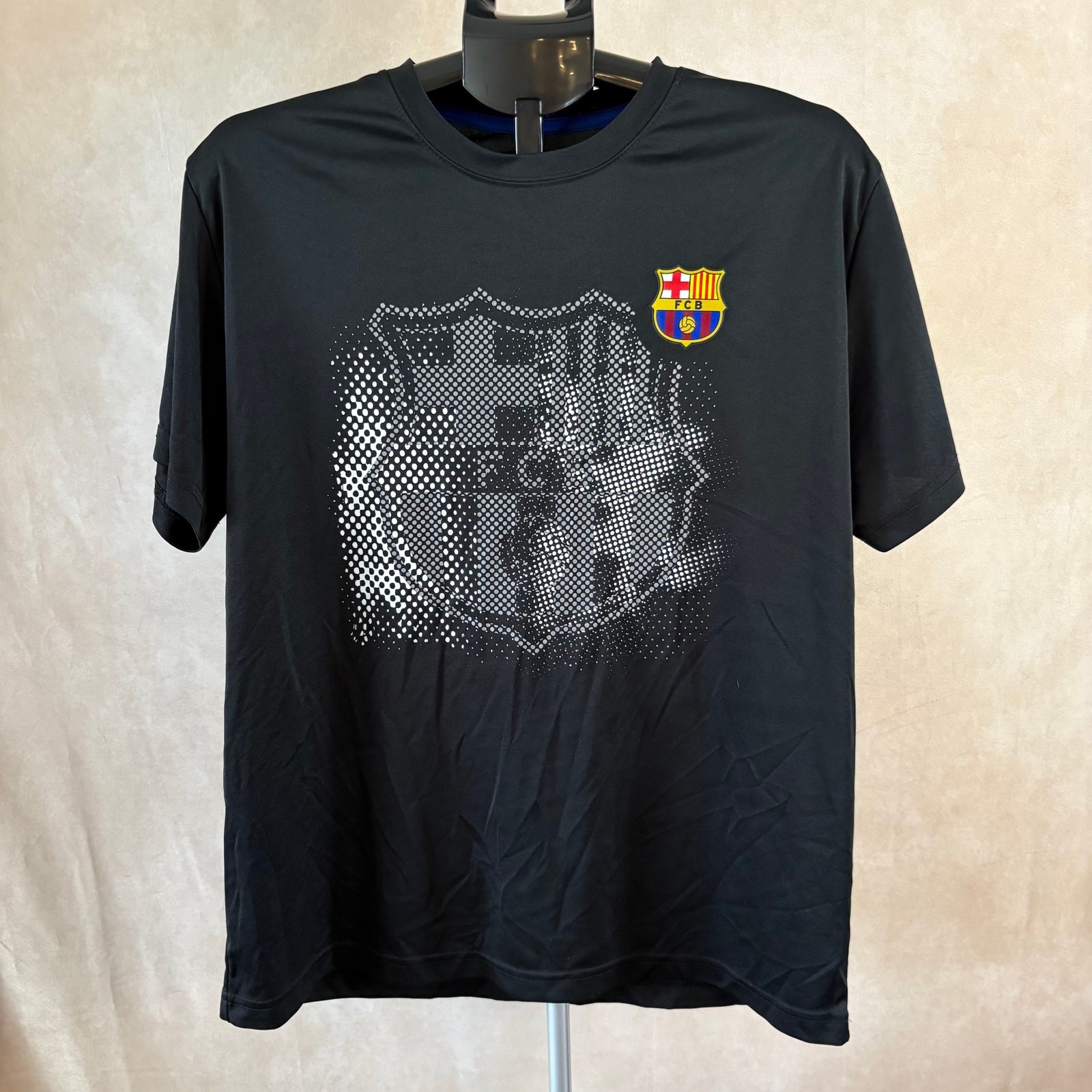 FC Barcelona Club Half-Tone Crest Soccer Football Men's XL Black Training Shirt gallery