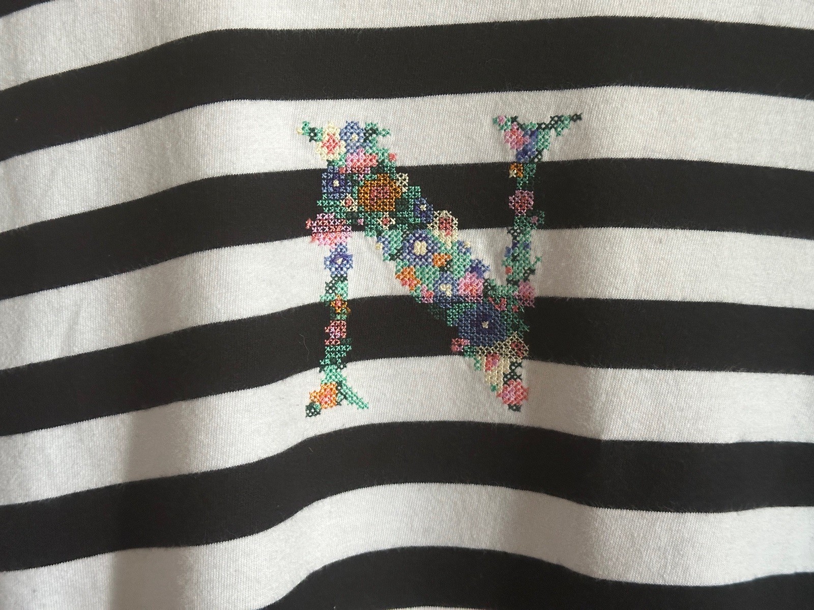 Noah NYC Floral Cross Stitch Embroidered N Striped T Shirt Black White Men M gallery