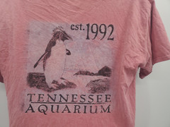 RFBF Men’s Pre Shrunk Washed Pink “TENNESSEE AQUARIUM” Shirt Size Large