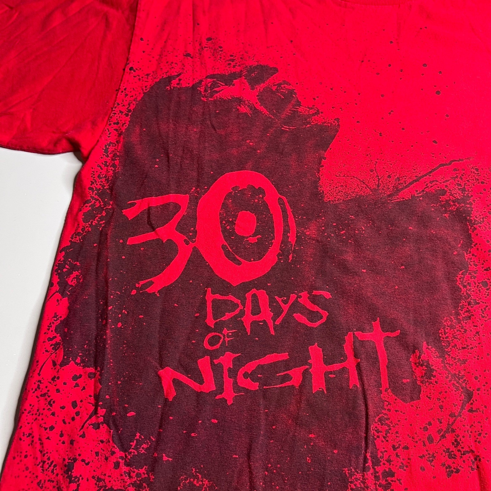Vintage 2007 30 Days of Night Movie Promo T-Shirt Mens XL Red Horror Vampire Tee gallery
