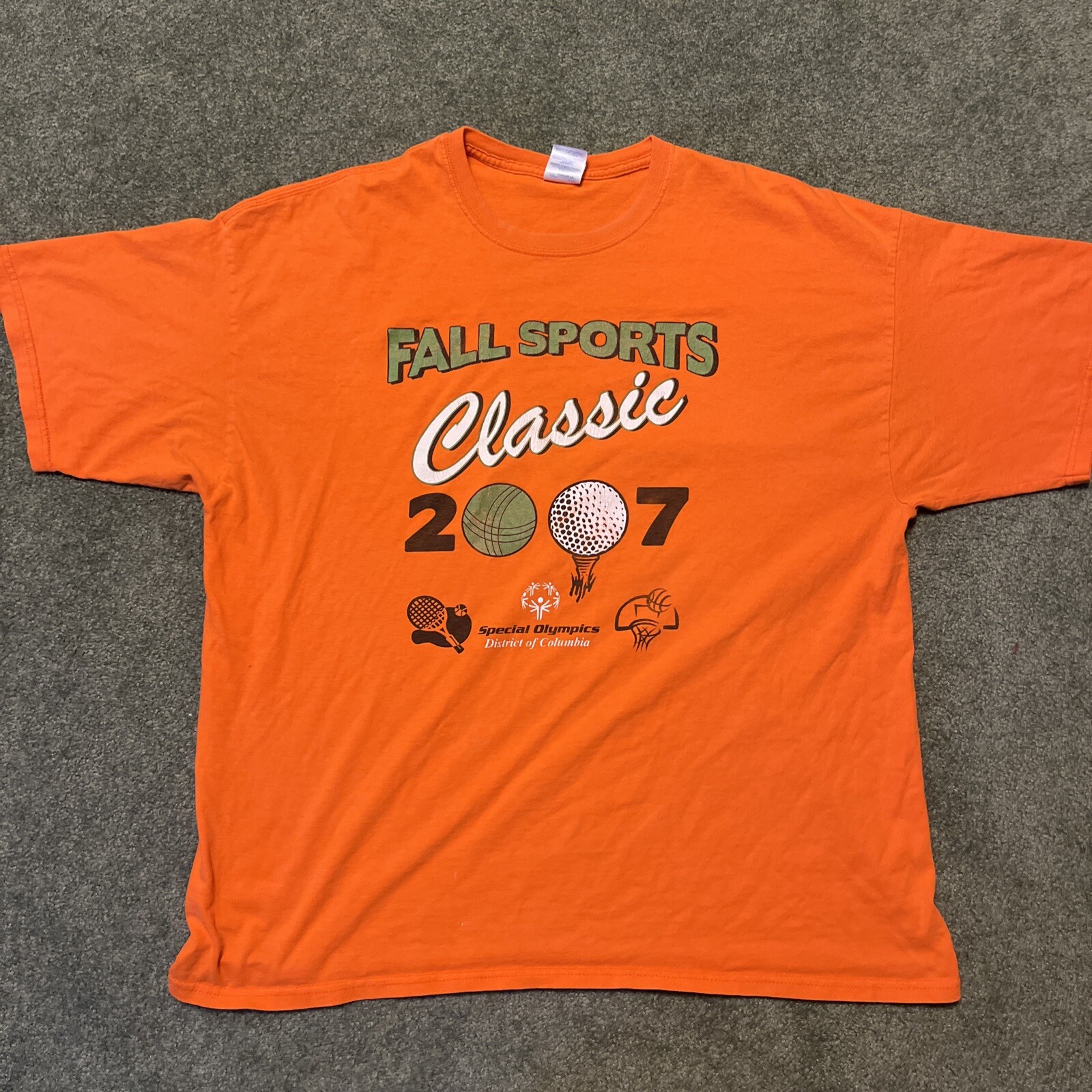 Men’s 2XL Fall Sports Classic Special Olympics DC Oversized Graphic T Shirt 90s