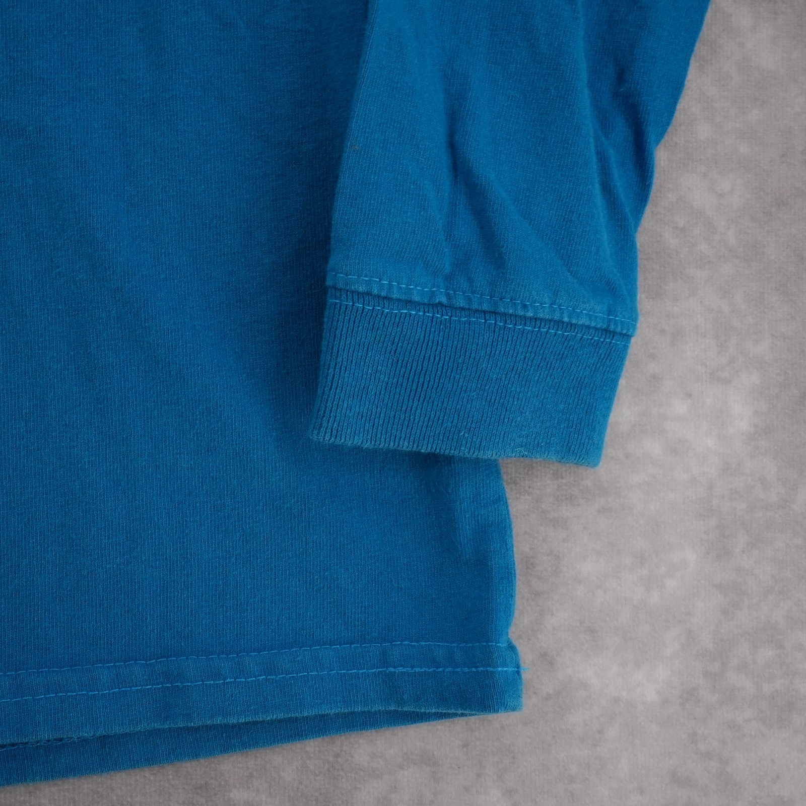 Carhartt Loose Fit Heavyweight Long Sleeve Logo Graphic Tee Atomic Blue Size XS gallery