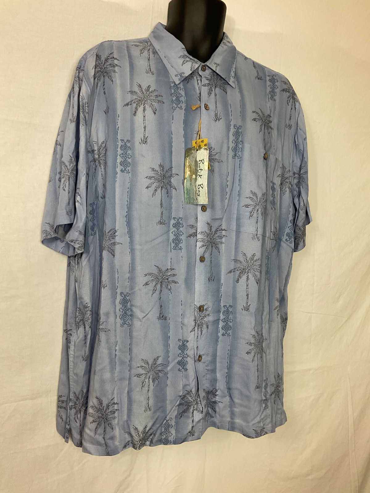 Batik Bay Light Blue Hawaiian Print Button Down Shirt Men’s Size XL NWT