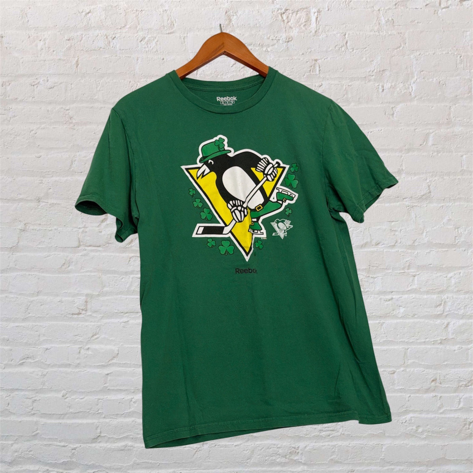 Reebok Pittsburgh Penguins St Patricks Day T-Shirt Mens Medium Green NHL Hockey gallery