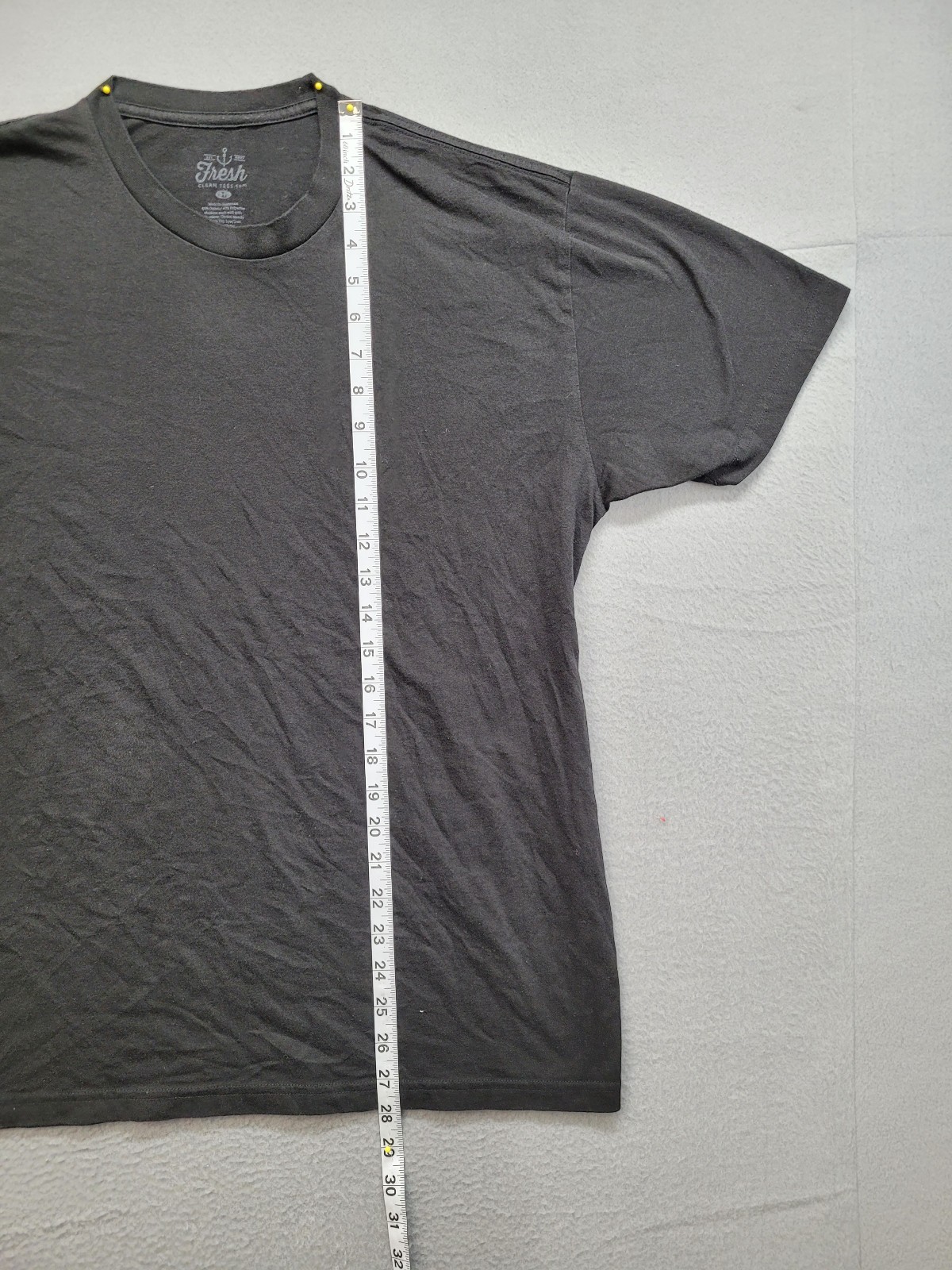 Fresh Men Shirt L Gray Short Sleeve Crew Neck Flat Front Comfort Pullover Tee gallery