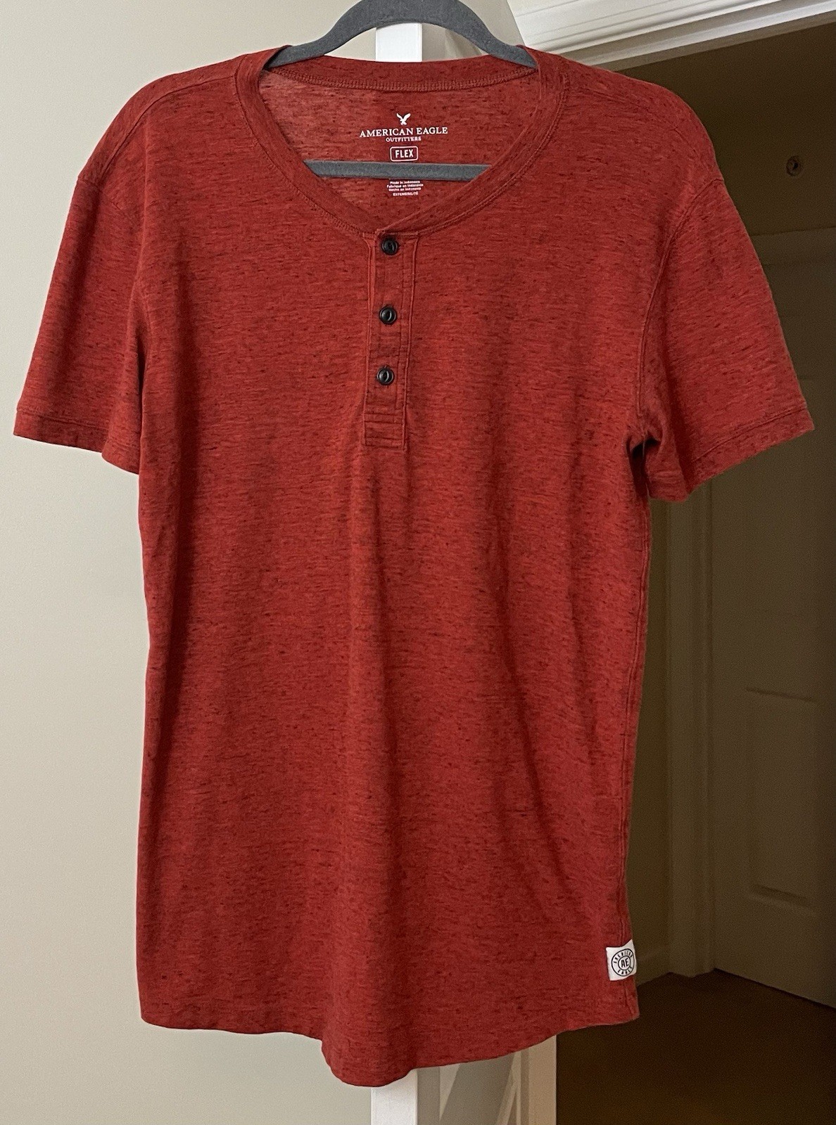 American Eagle Outfitters Top Orange Henley Flex Knit Pullover Men's Small gallery