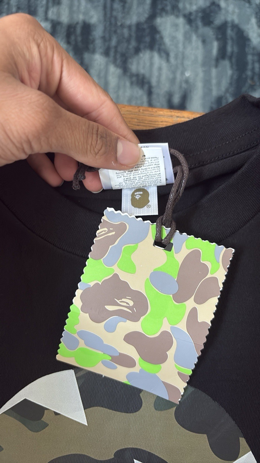 A Bathing Ape BAPE Men's Black Graphic Logo Crew Neck Short Sleeve T-Shirt L gallery