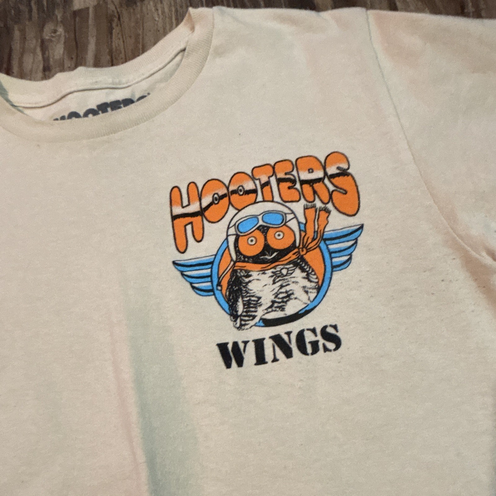Men’s Hooters Brand T-shirts Size Small One White One Tan Brand New gallery