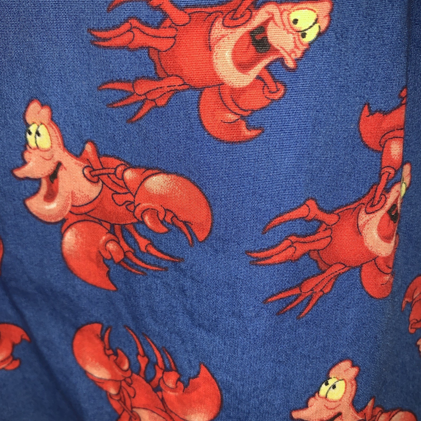 Disney Mens short sleeve Button Up shirt Med Casual Travel Little Mermaid Crab gallery