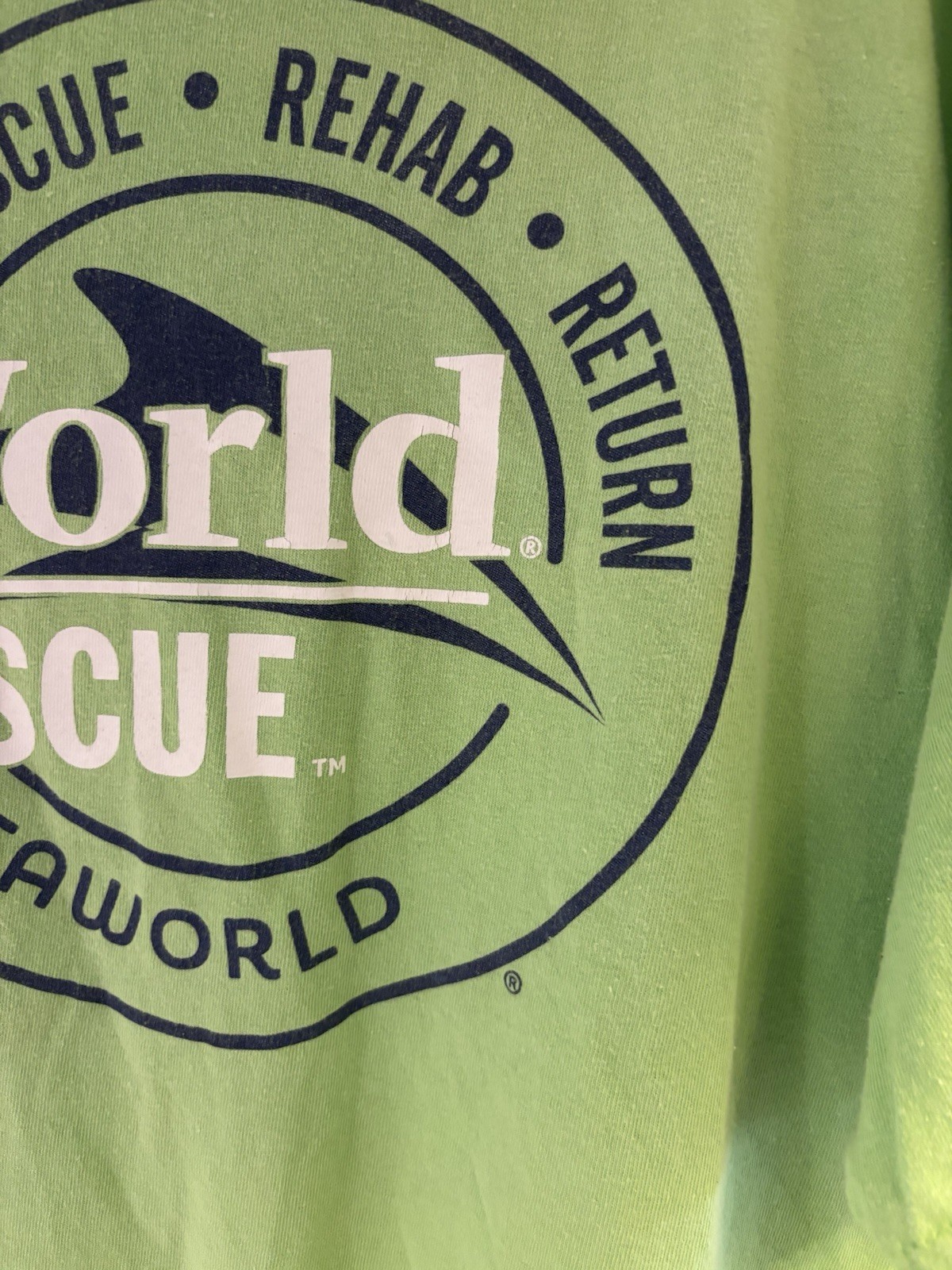 Official SeaWorld Rescue Rehab Return Short Sleeve T-Shirt 2XL Cotton EUC gallery