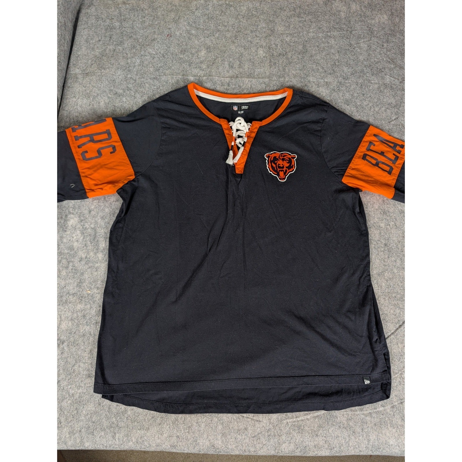 NFL Team Apparel Chicago Bears Lace Up Long Sleeve Shirt Navy Blue Orange XL gallery