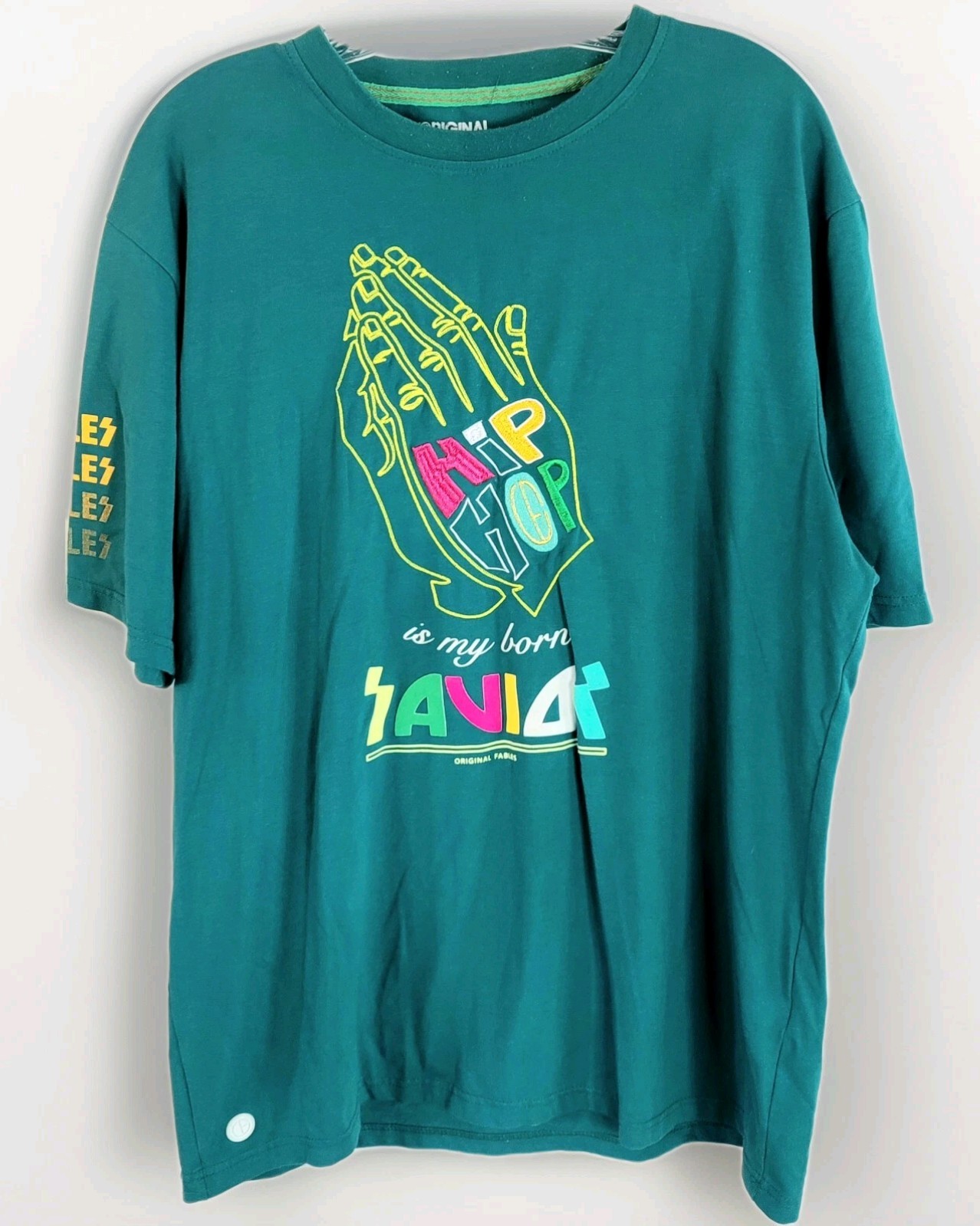 Vintage Original Fables Hip Hop T-Shirt Mens XL Y2K Embroidered Praying Hands T gallery
