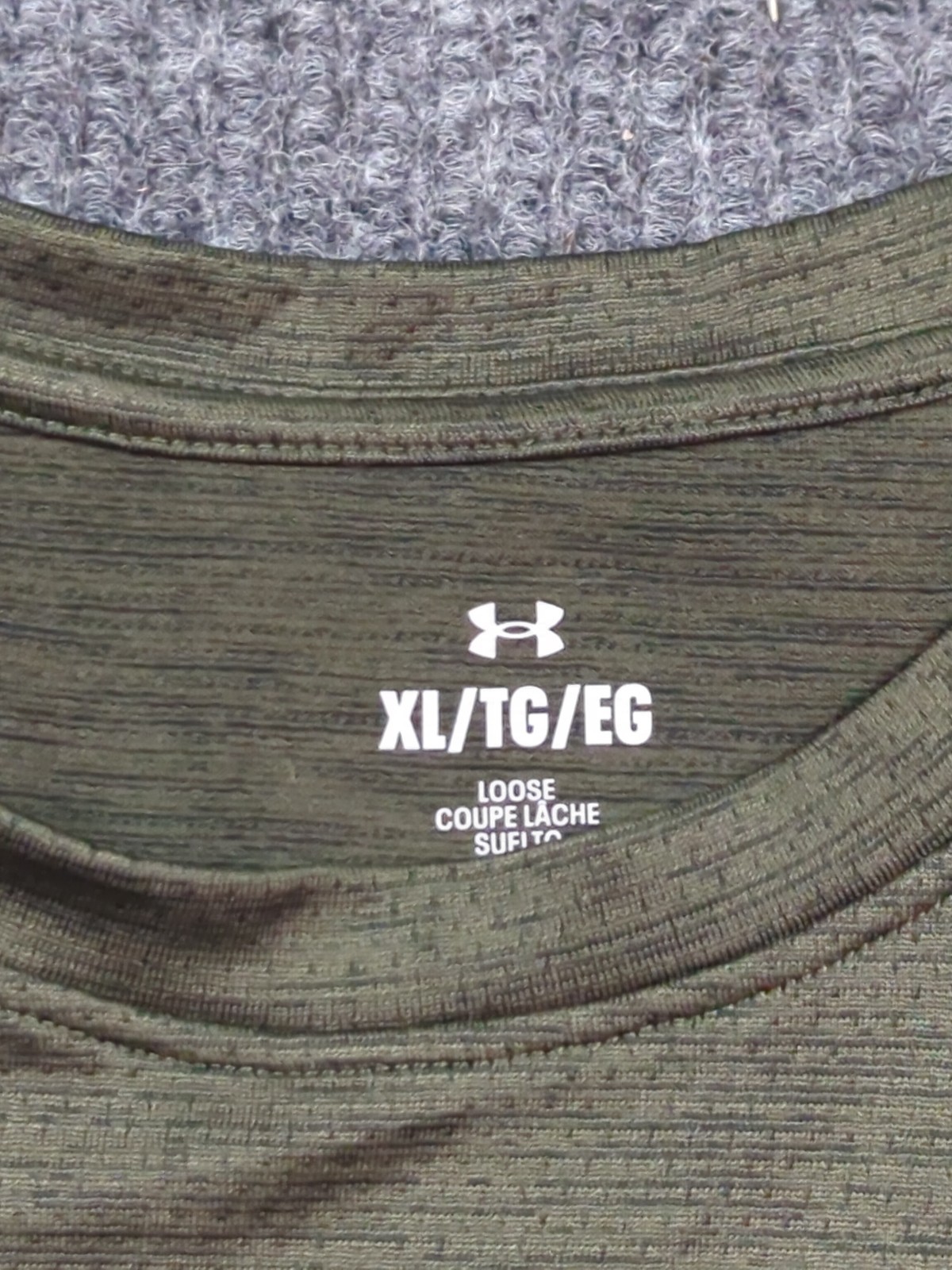 Under Armour Shirt Mens XL Green Short Sleeve Loose Fit Performance gallery