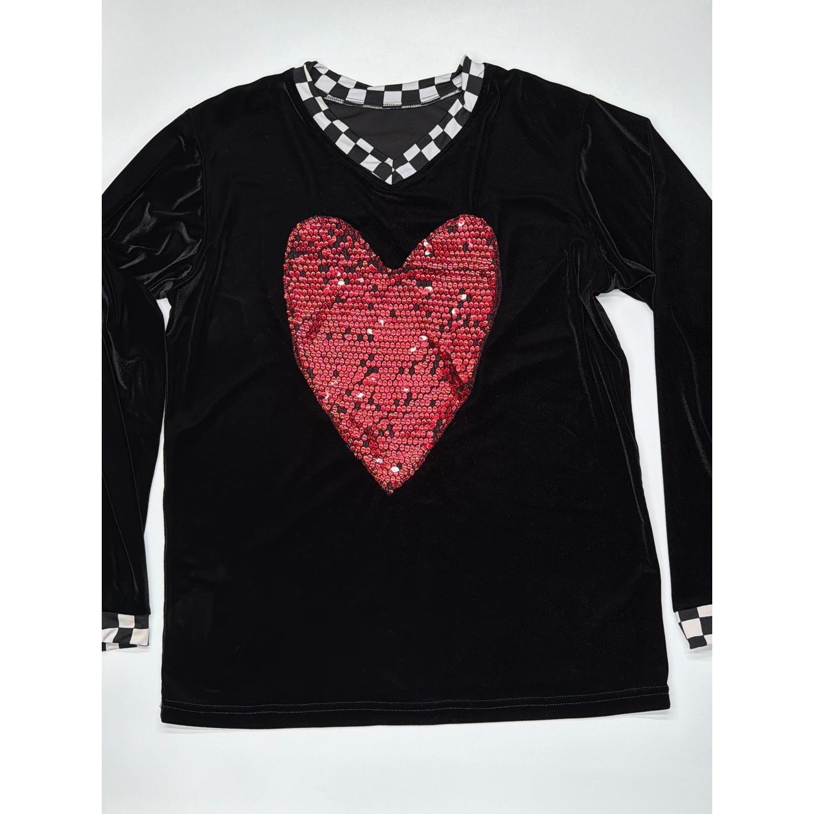 Mens Black Velvet Long Sleeve V Neck Shirt Red Sequin Heart Checkerboard Trim M gallery