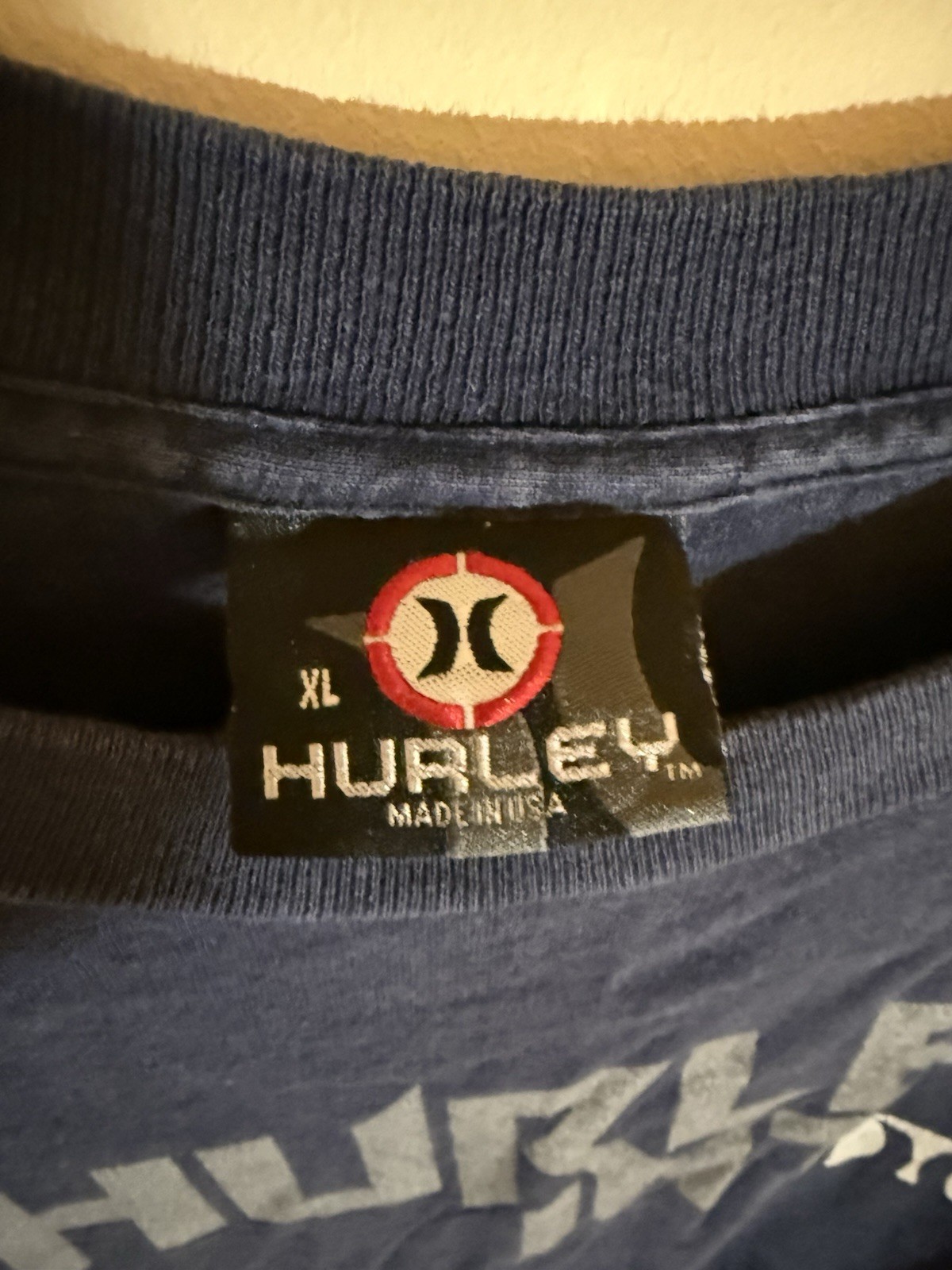Hurley International Long Sleeve Mens Sz XL gallery