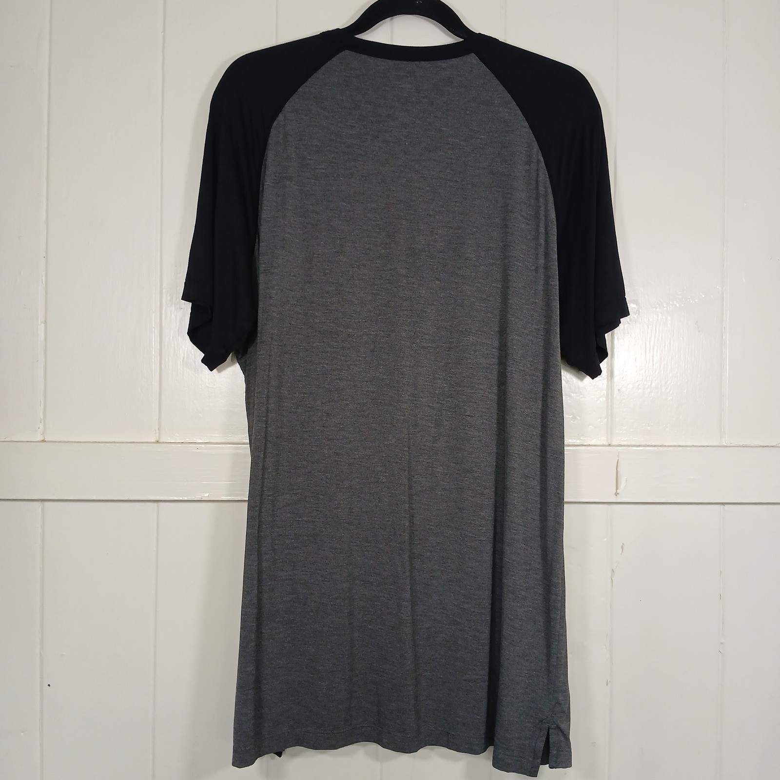David Archy Henley Shirt Mens Medium Gray Black Bamboo Rayon Raglan Short Sleeve gallery