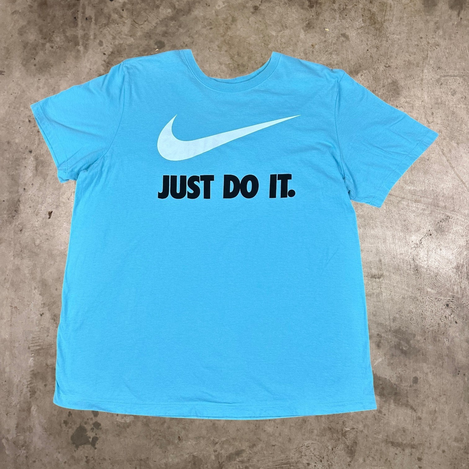 The Nike Tee Just Do It Swoosh Logo T-Shirt Short Sleeve Tee Blue Mens Size XL gallery
