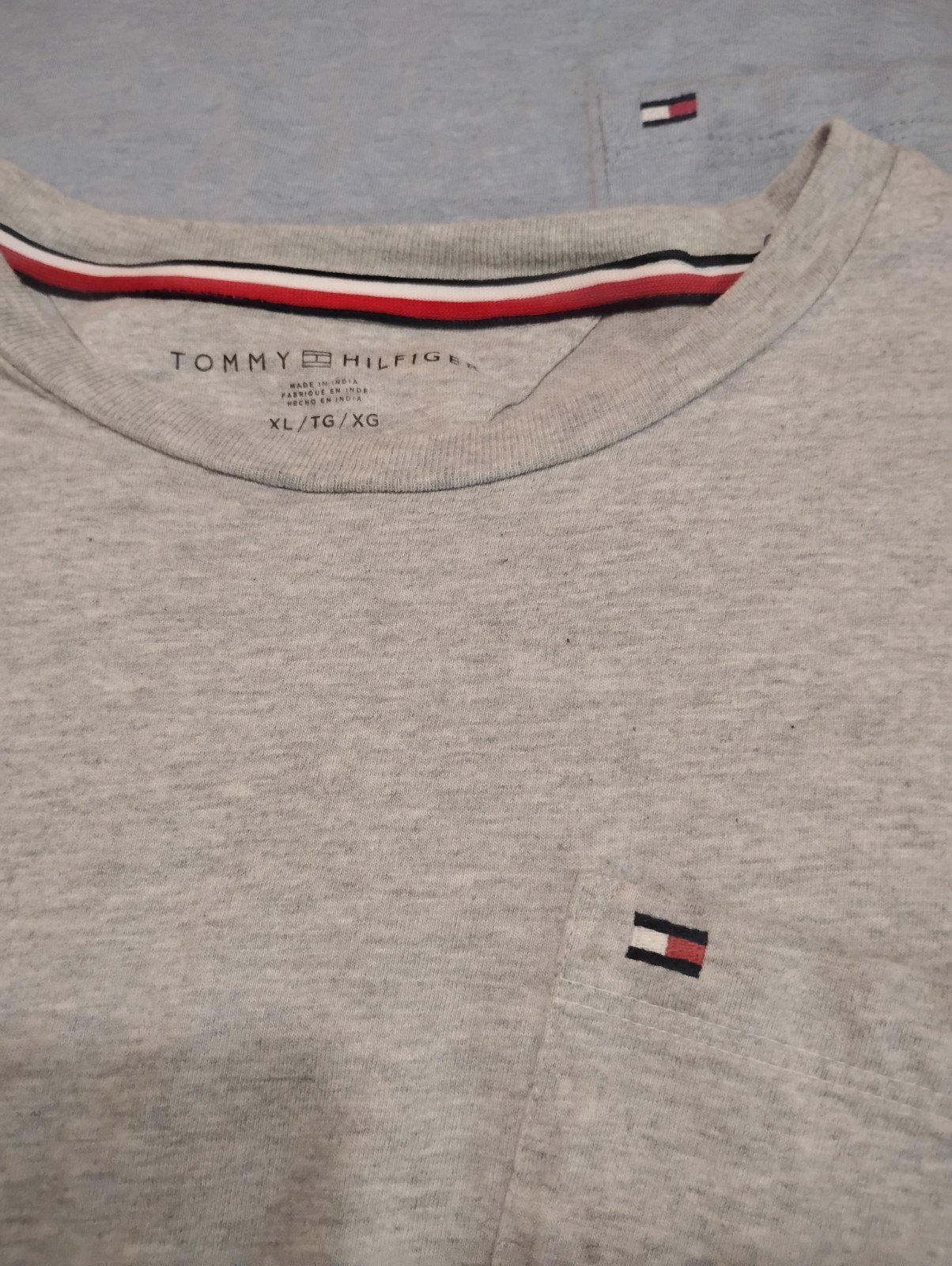 Tommy Hilfiger Men’s Short Sleeve Shirt Pocket Logo Light Blue & Gray XL gallery