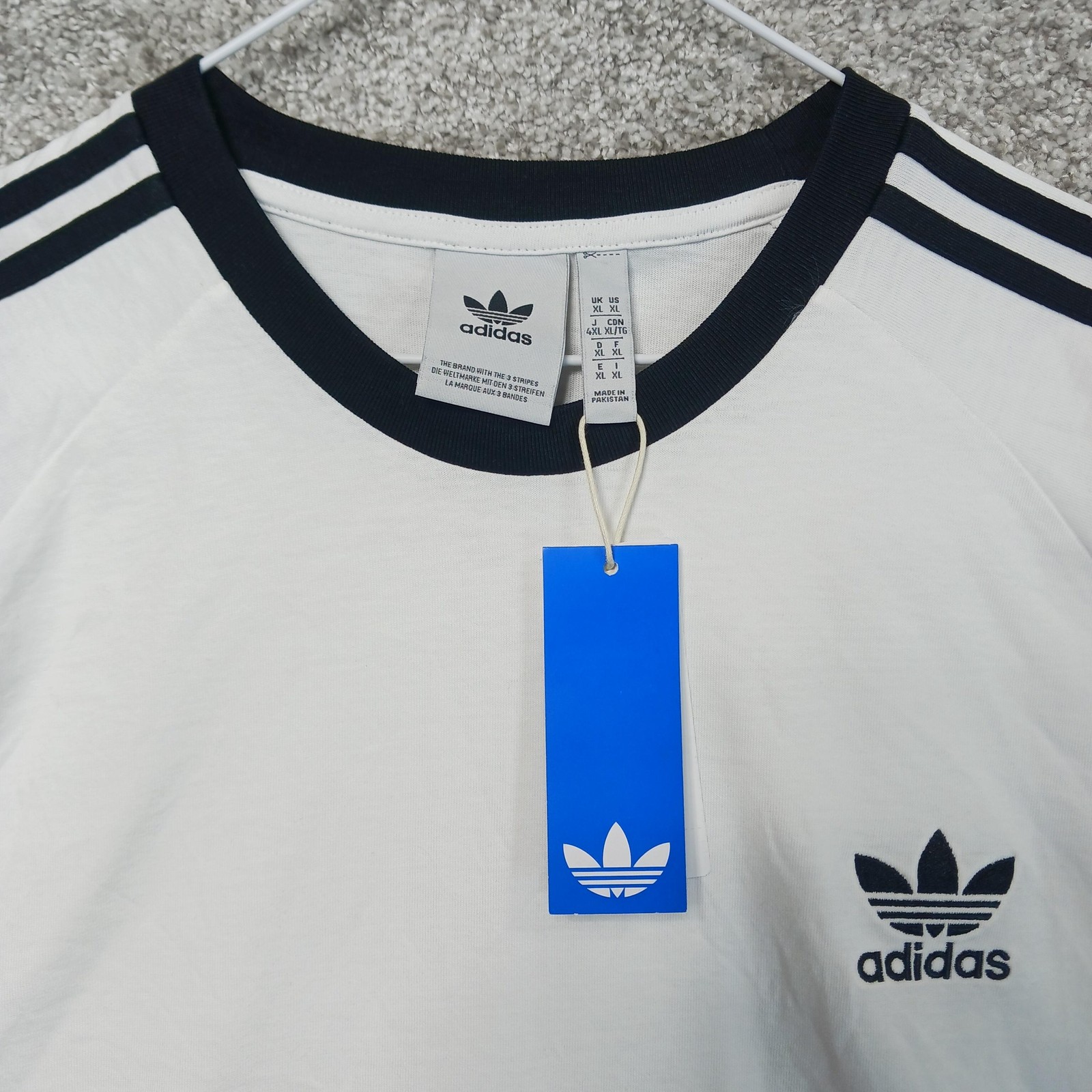 Adidas Shirt Mens XL White 3-Stripes Trefoil Originals Crew Neck Casual T-Shirt gallery