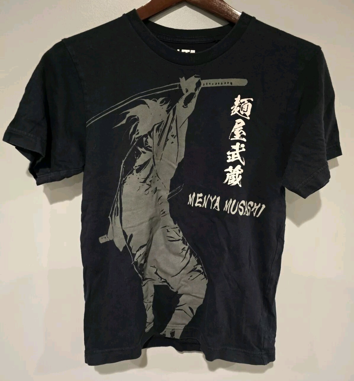 Uniqlo x Ramen Menya Musashi Samurai T-Shirt Men’s Sz XS Cotton Tokyo