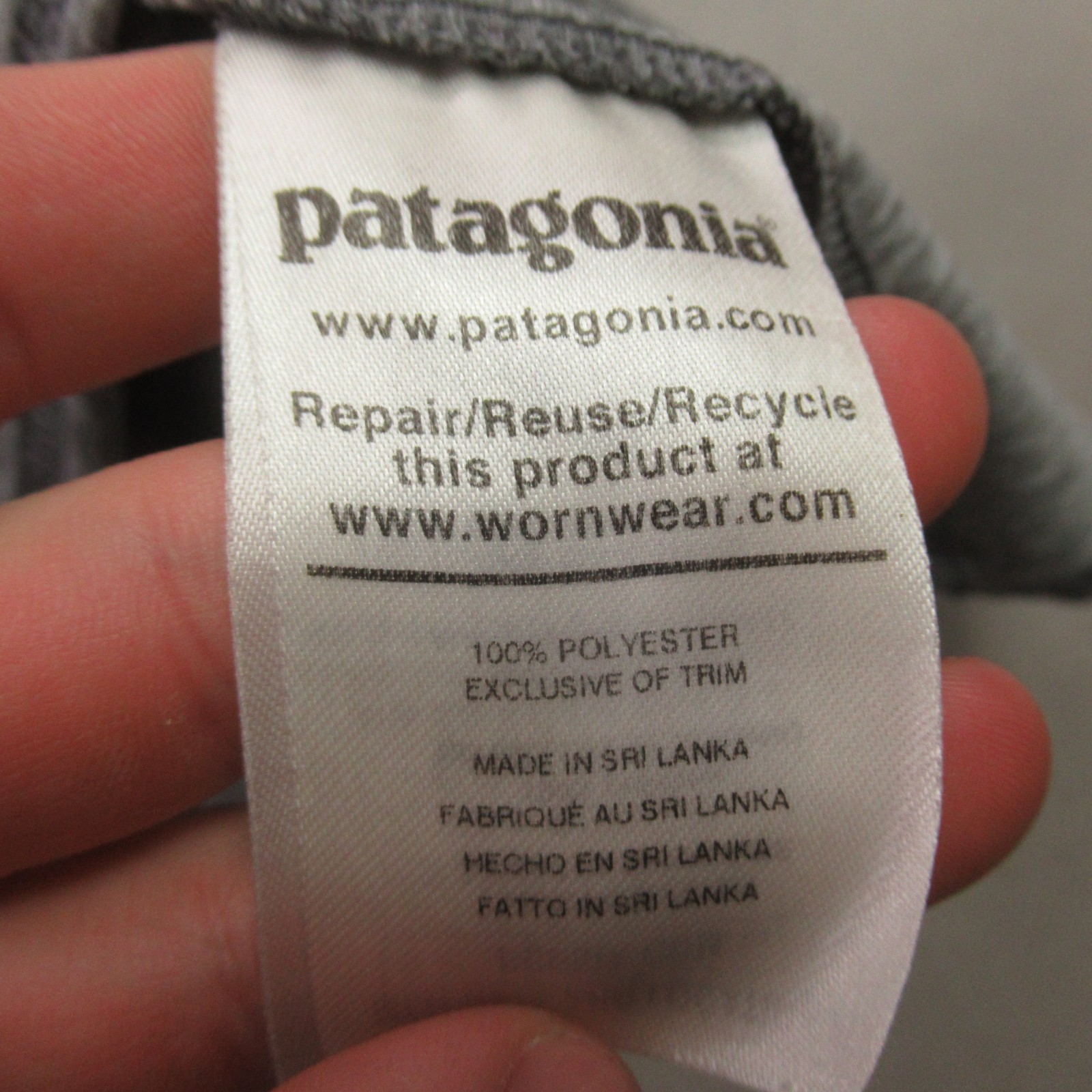 Patagonia Shirt Mens Large Gray Short Sleeve Crew Neck Casual Outdoors gallery