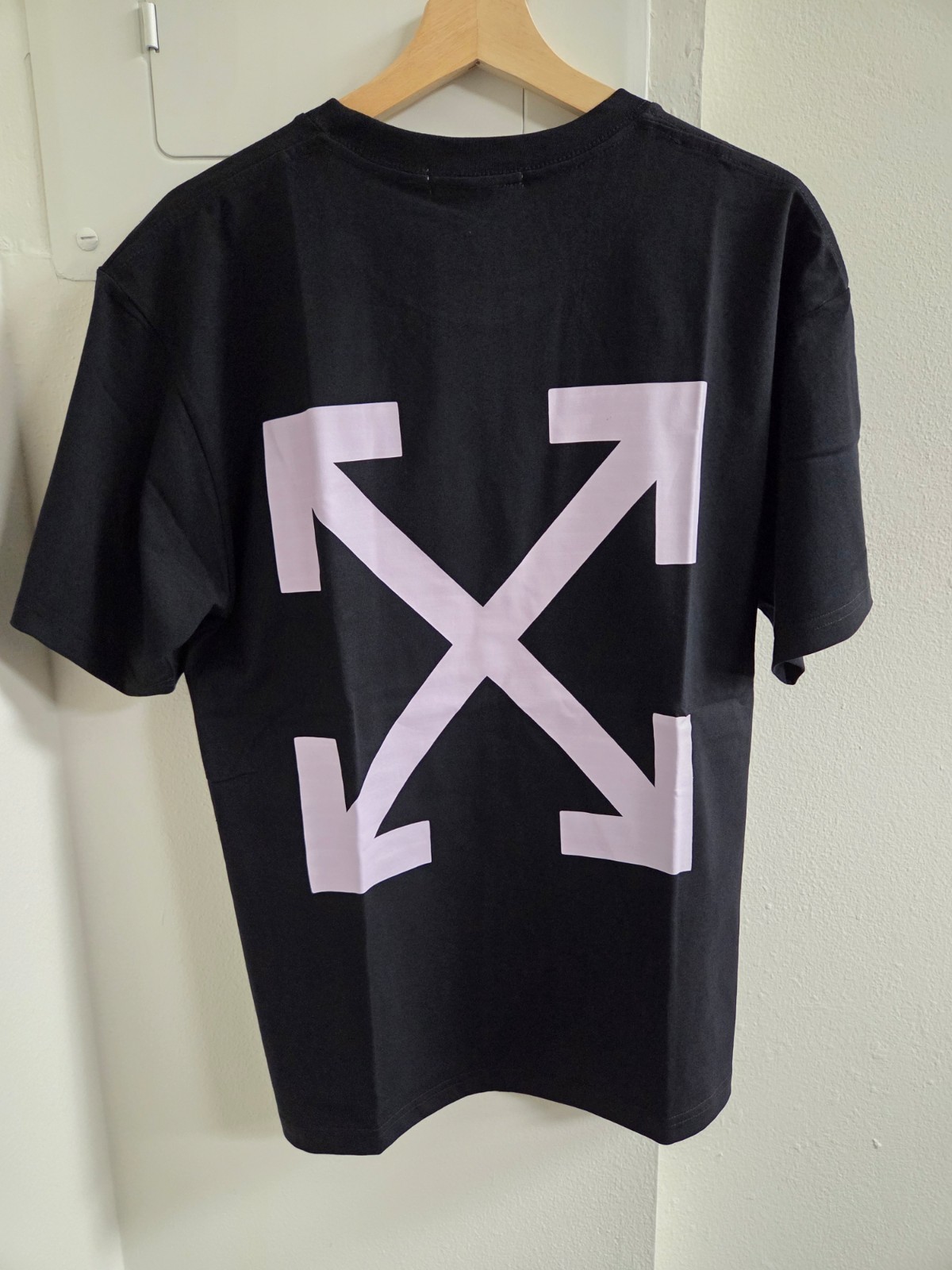 Off Wht Angel Arrow Logo Black Purpe T-Shirt Regular Fit S/M/L/XL T31 gallery