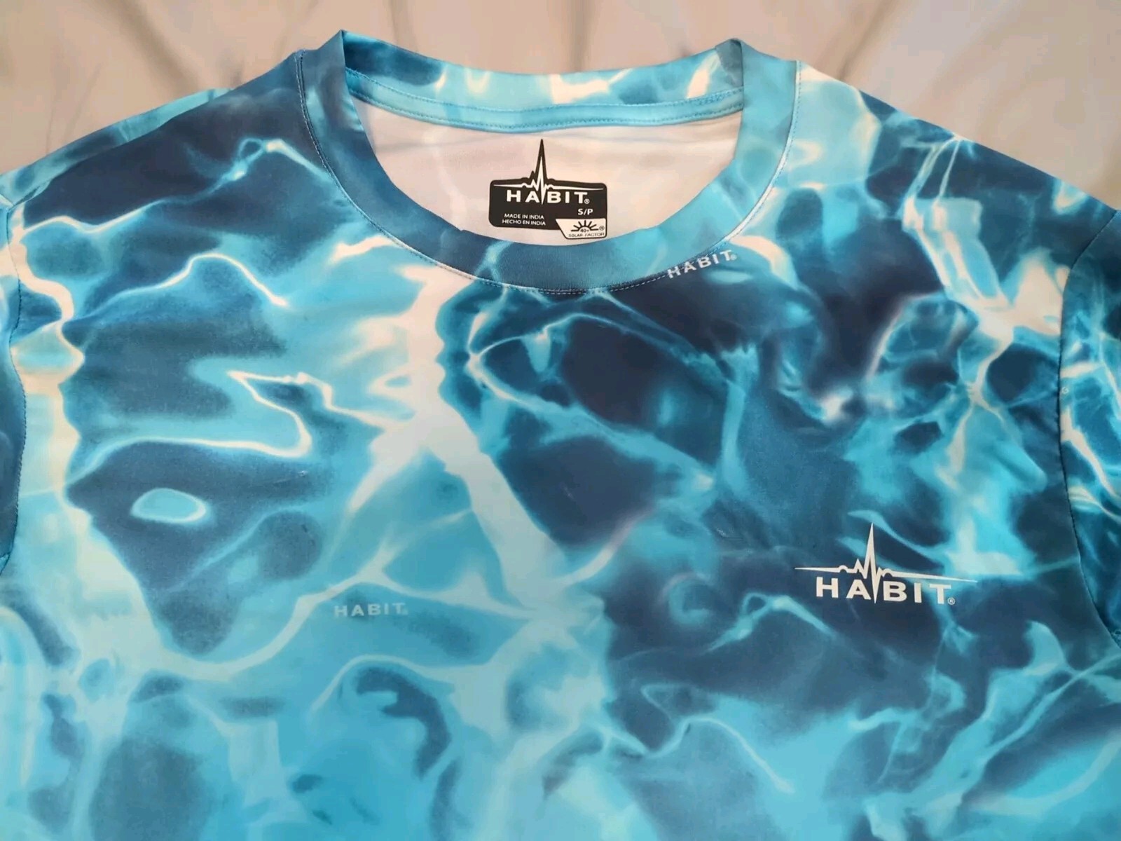 Habit Turtle Pond Long Sleeve Ombre Performance Tee Water Shirt Size Small gallery