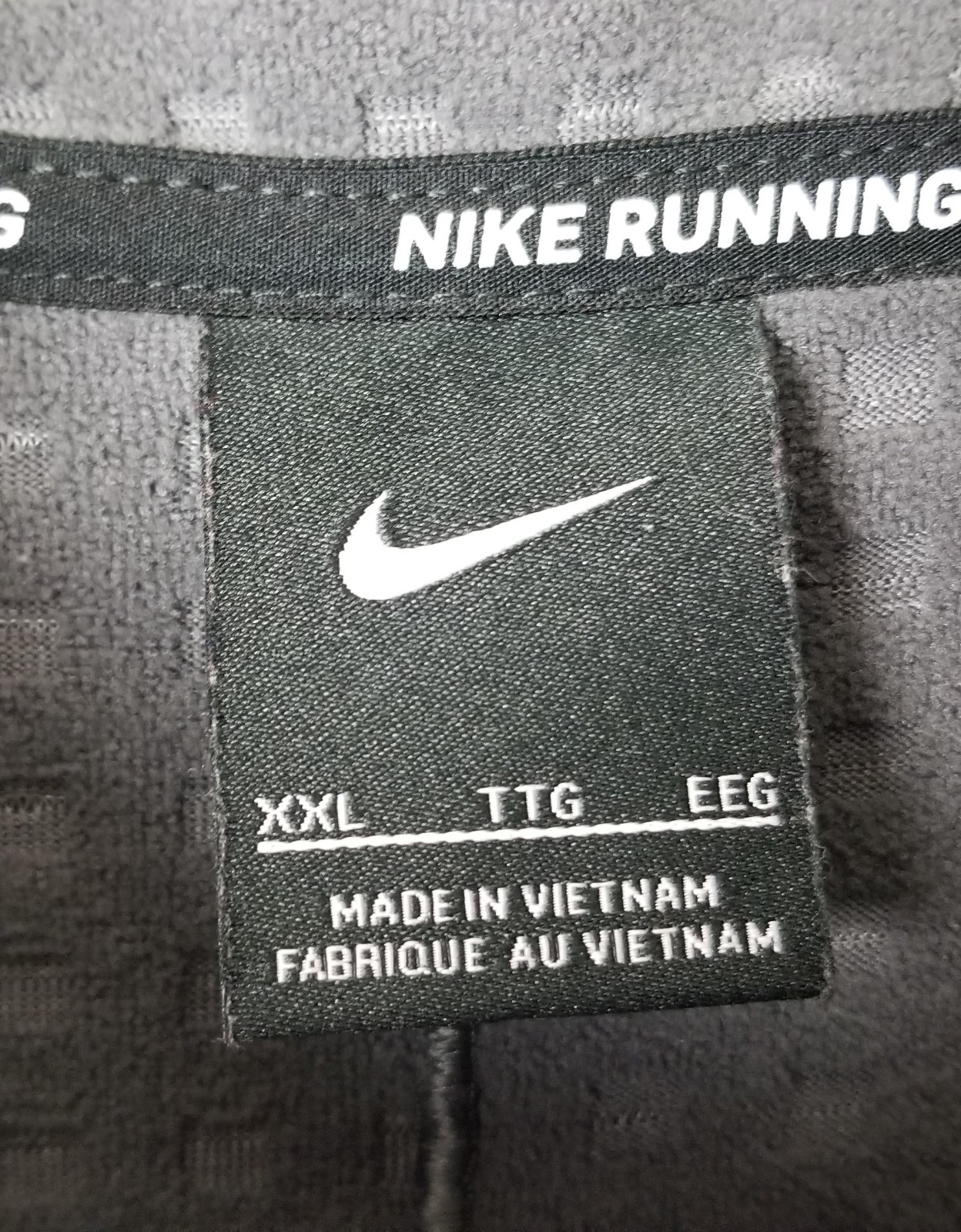 NIKE SPHERE ELEMENT RUNNING TOP SHIRT 1/4 ZIP GREY SILVER 504606-068 (SIZE 2XL) gallery