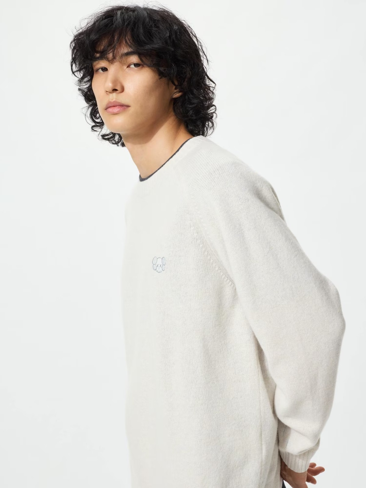 PSL KAWS WINTER x UNIQLO Lambswool Crewneck Sweater 4 colors New Japan 2025 gallery