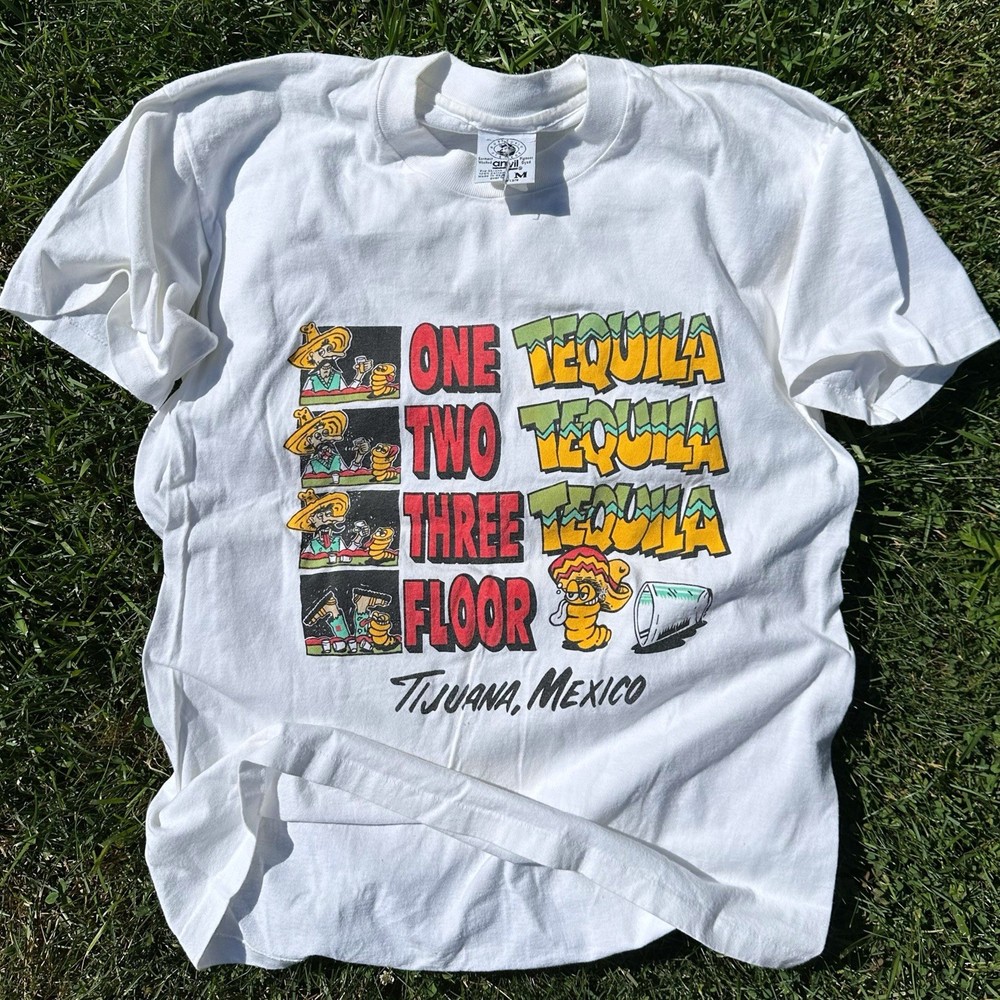 VTG One Tequila Two Tequila Three Tequila Floor Tee Mens M Single Stitch Mexico