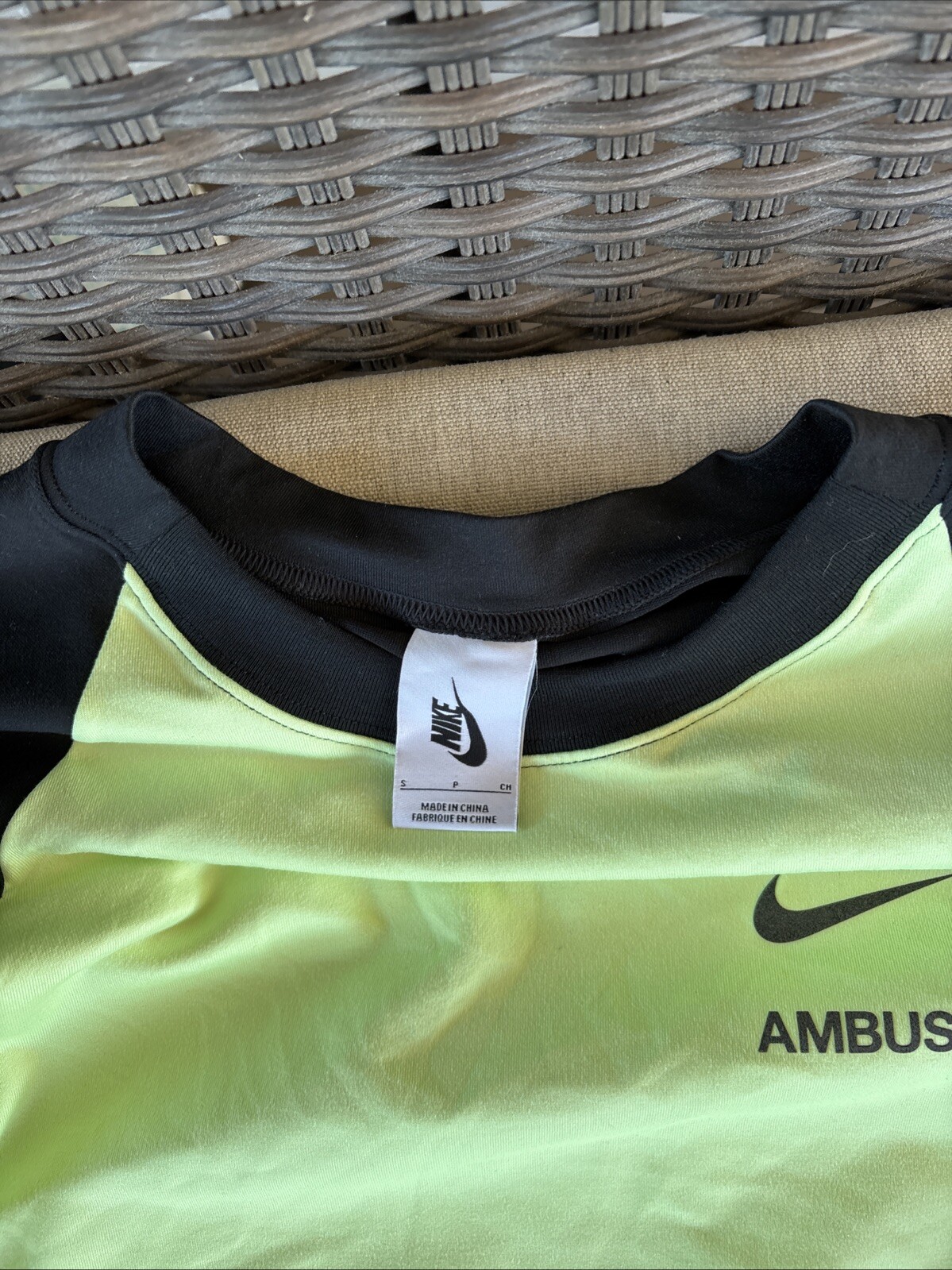 Nike x AMBUSH Short-Sleeve T-Shirt Ghost Green/Black CW8002-358 Size S 212 gallery