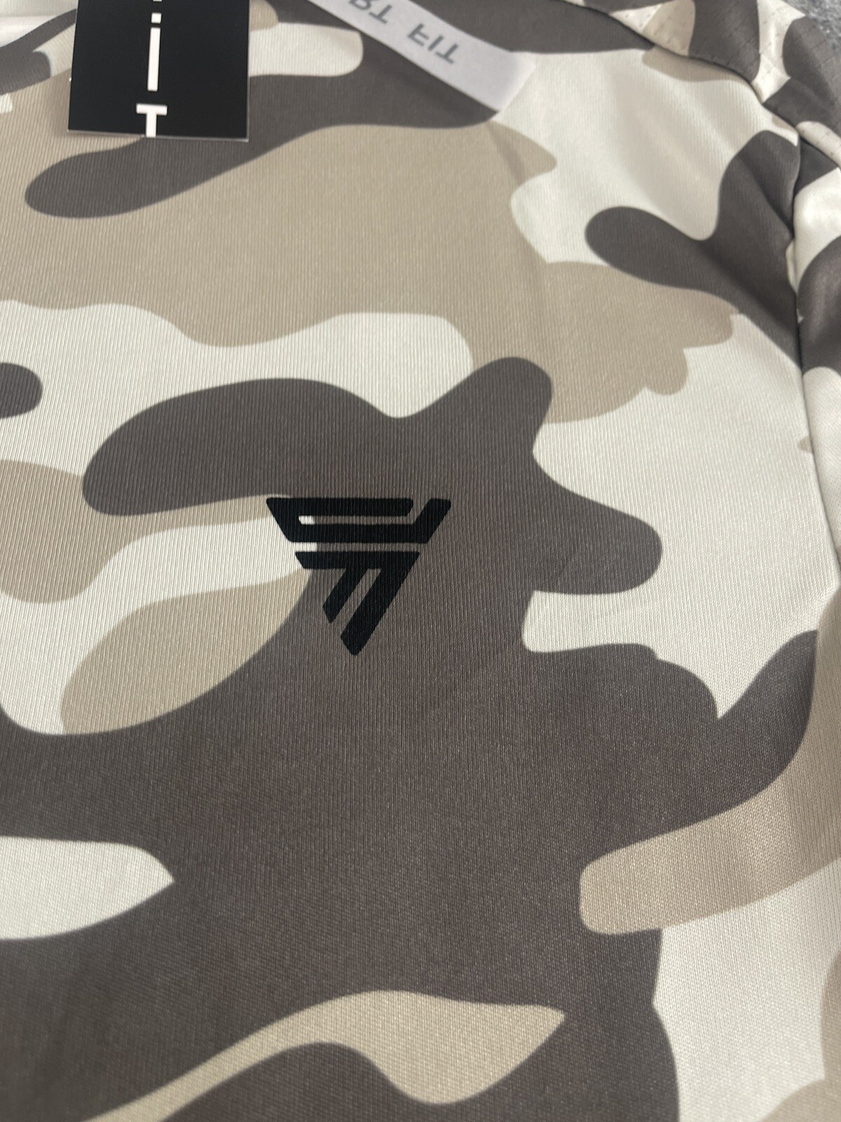 De Facto Shirt Men’s Camo 2XL Gray Green Tee Camouflage Short Sleeve Gym N304 gallery