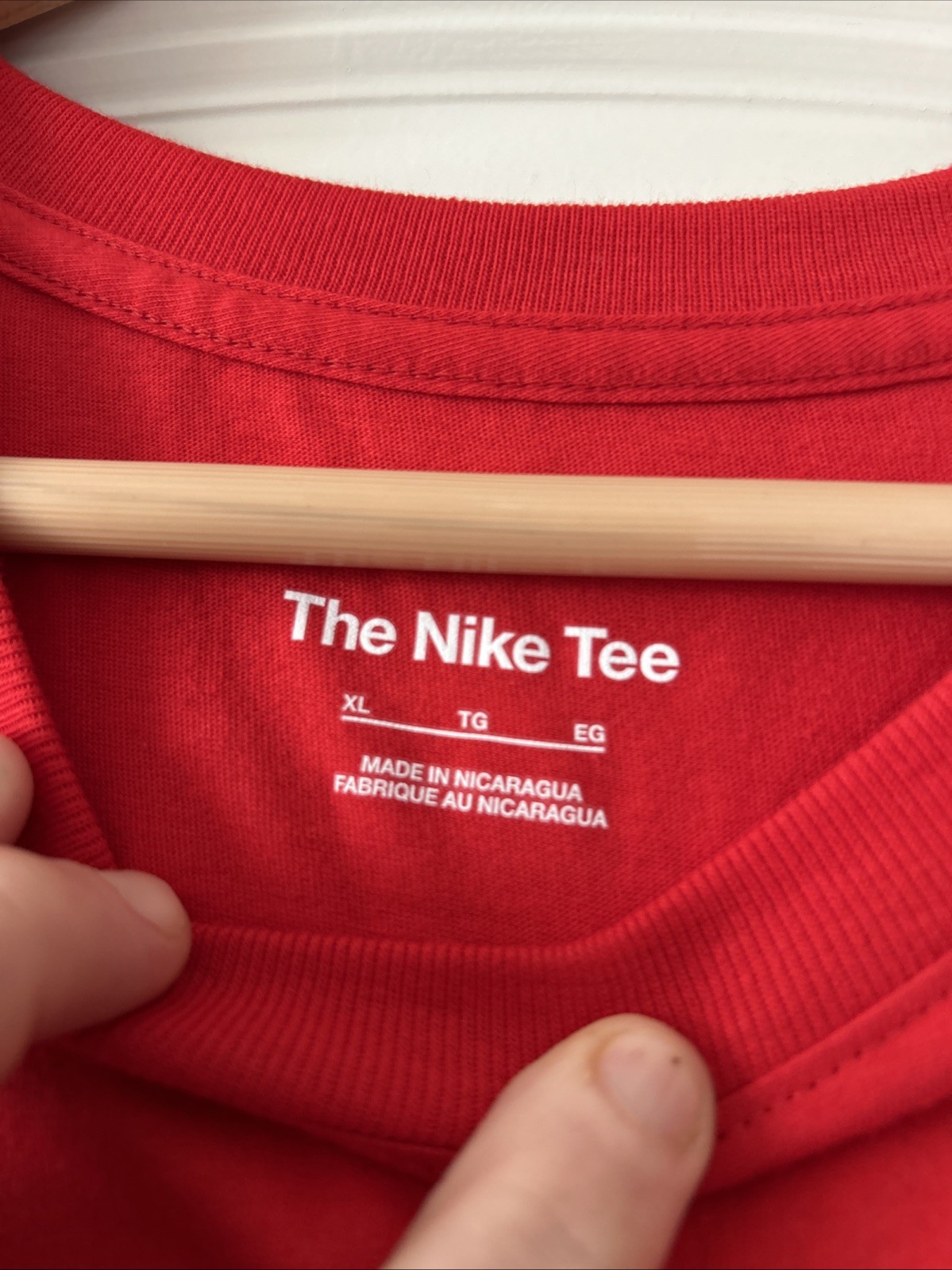 Nike “The Nike Tee” Red Men’s L White Swoosh gallery