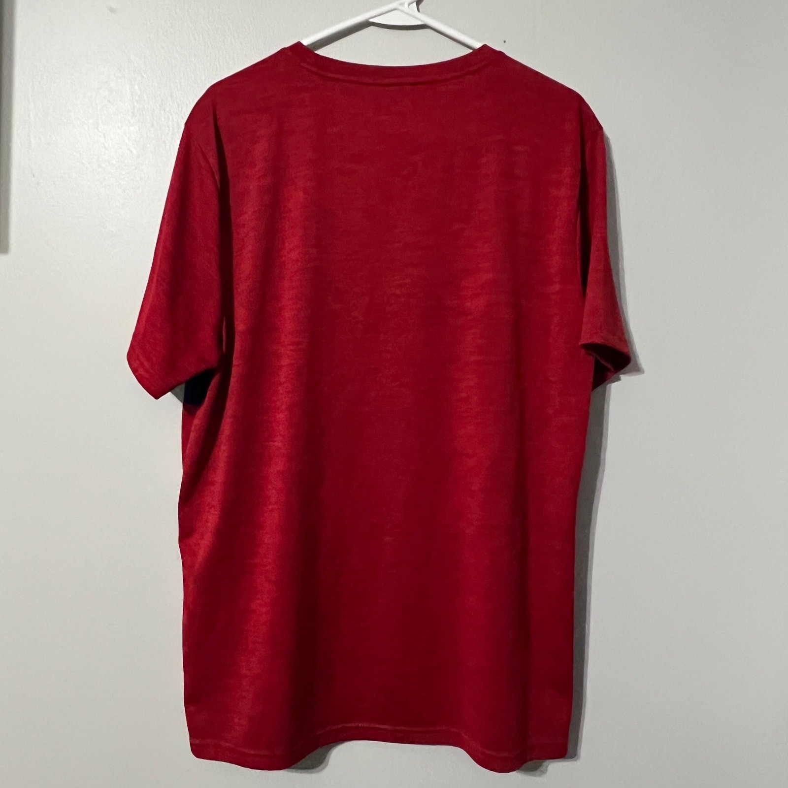 Old Navy Active USA Shirt Mens L Red Athletic Tee Go Dry Patriotic Graphic gallery