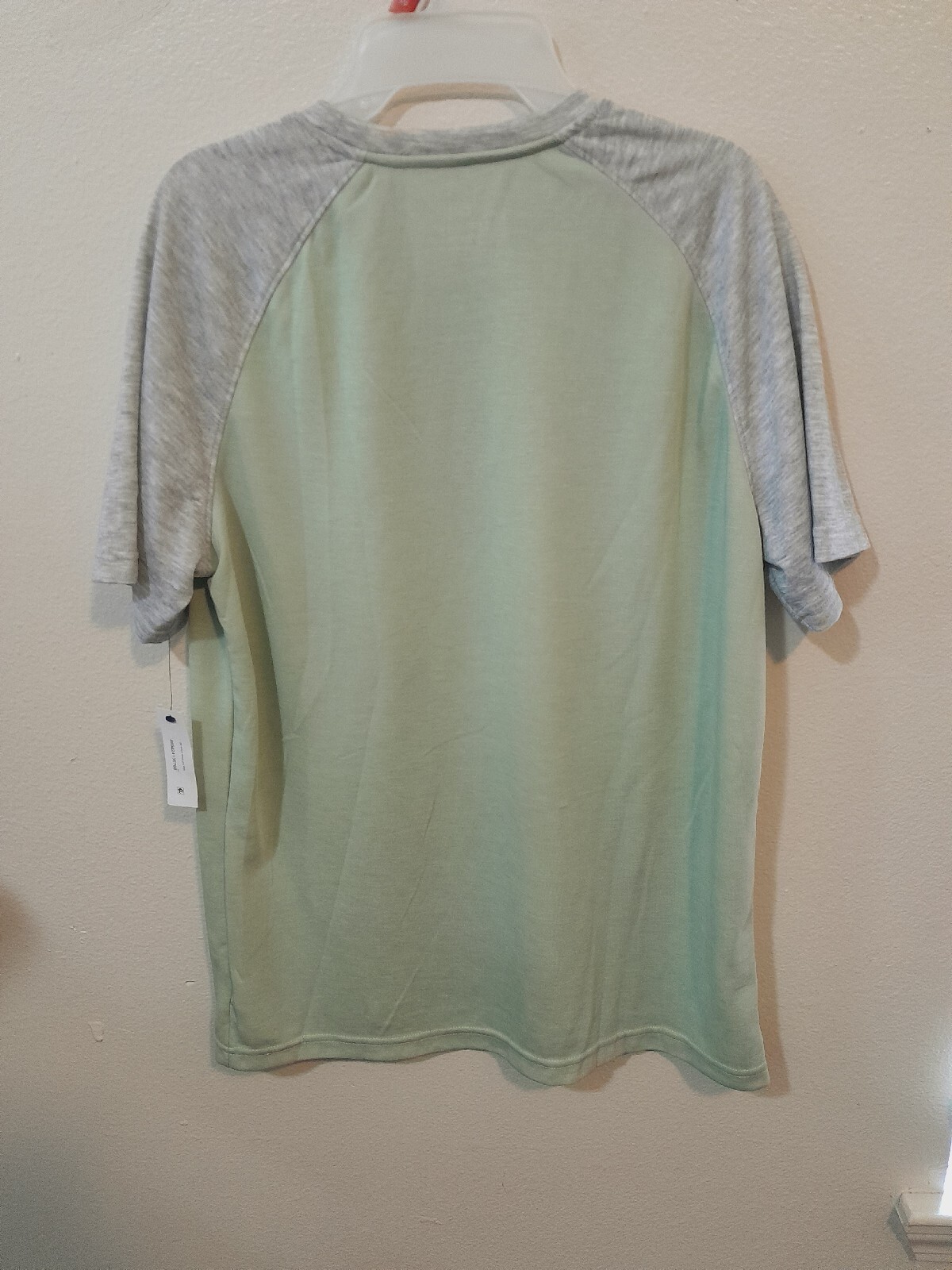 Mens George Size Medium Raglan Tee Short Sleeve Tee Shirt Color green NWT gallery