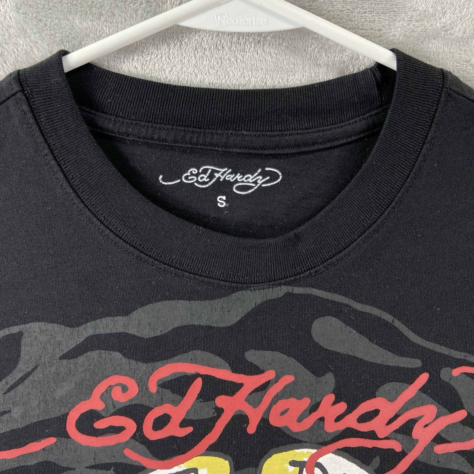 Ed Hardy T-Shirt men's Small Graphic Tee Y2K Skull Love Dies Hard Art Crew Neck gallery
