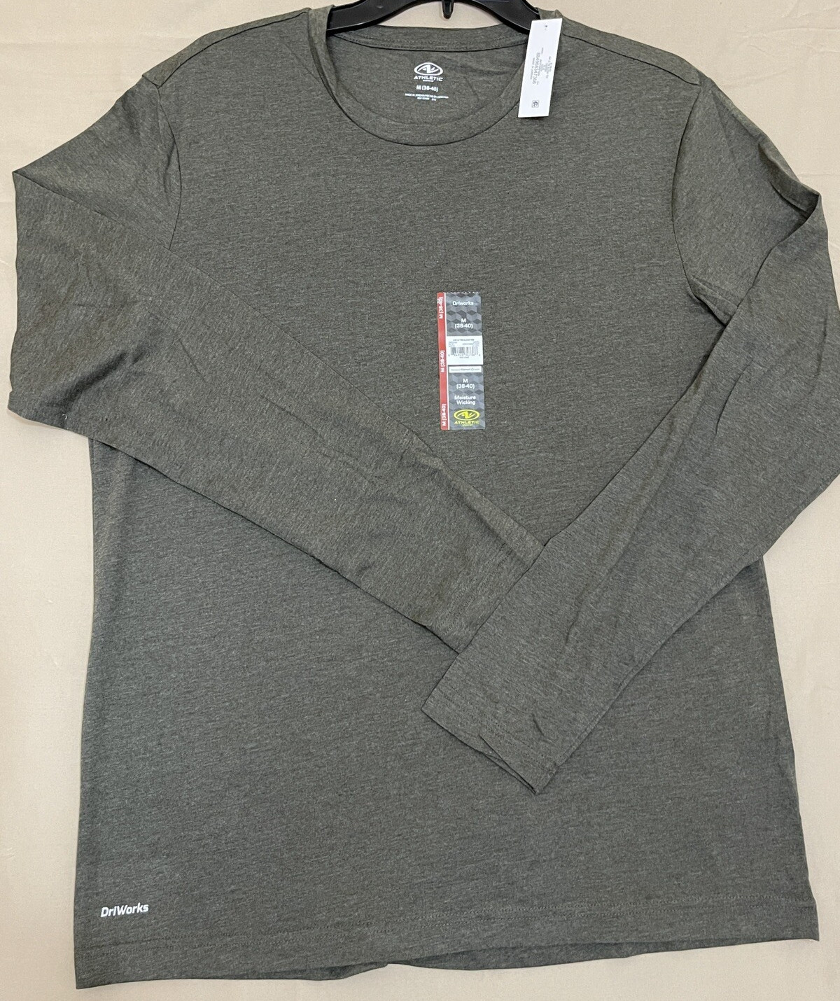 Men’s Athletic Works Long Sleeve Shirts Crew Neck Size-M Stretch Green Tee New