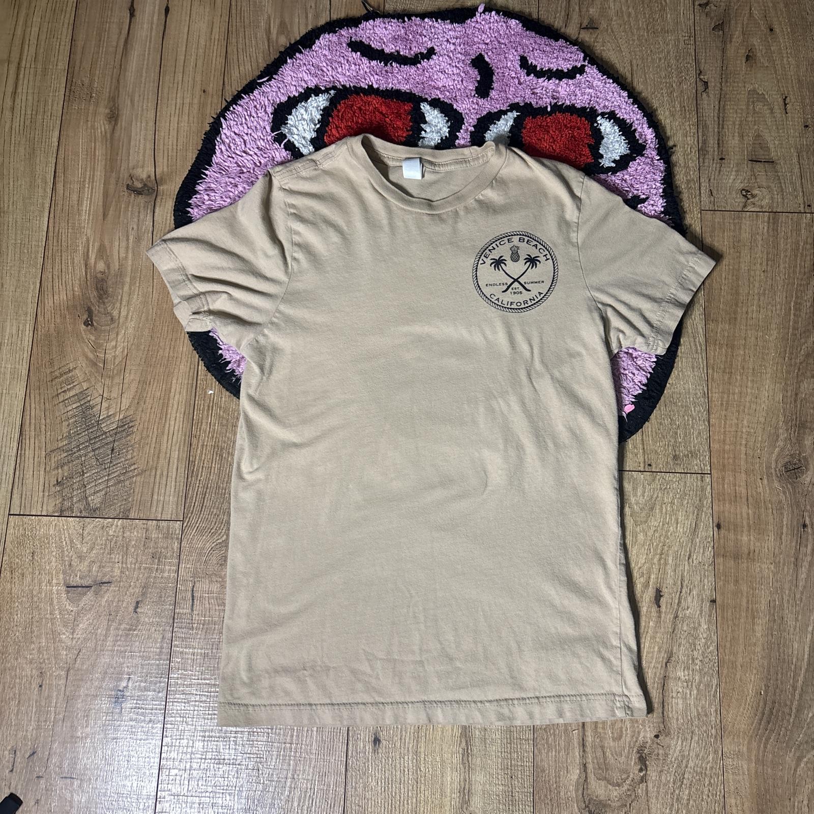 Venice Beach California Graphic T-Shirt - Men's Small gallery