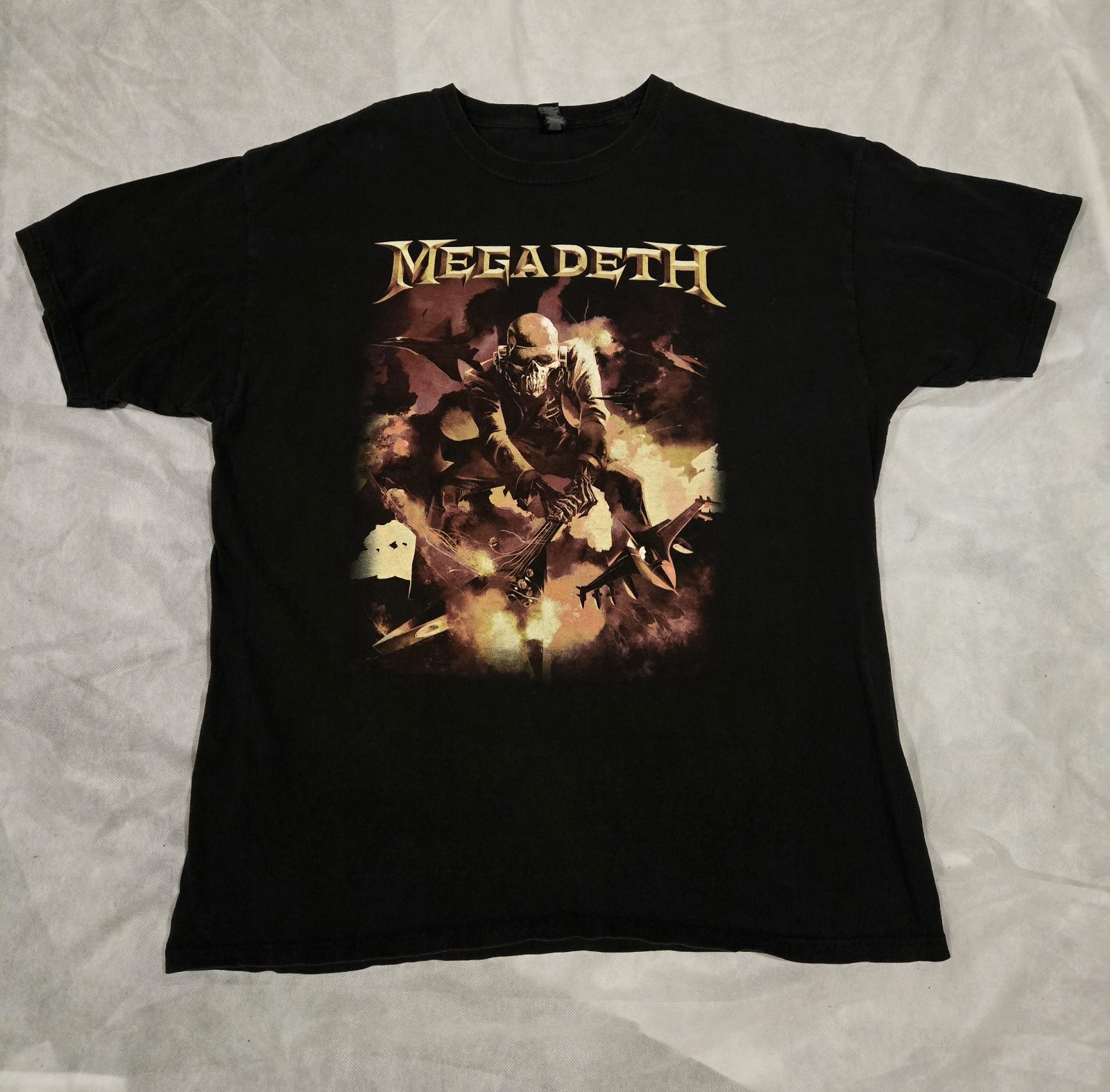 Megadeth Heavy Metal T-Shirt Size XL Pet And Smoke Free Home gallery