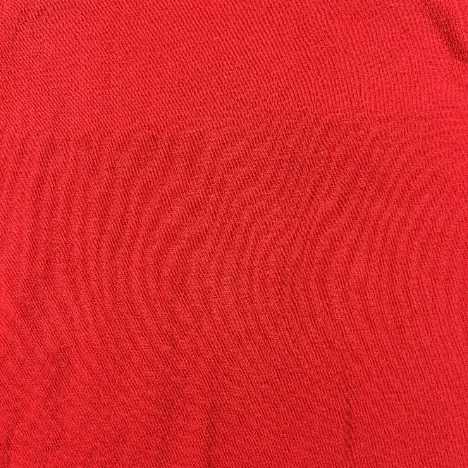 Apple Shirt Mens Medium Red IPod Nano PRODUCT RED Pocket Karma Graphic Tee gallery